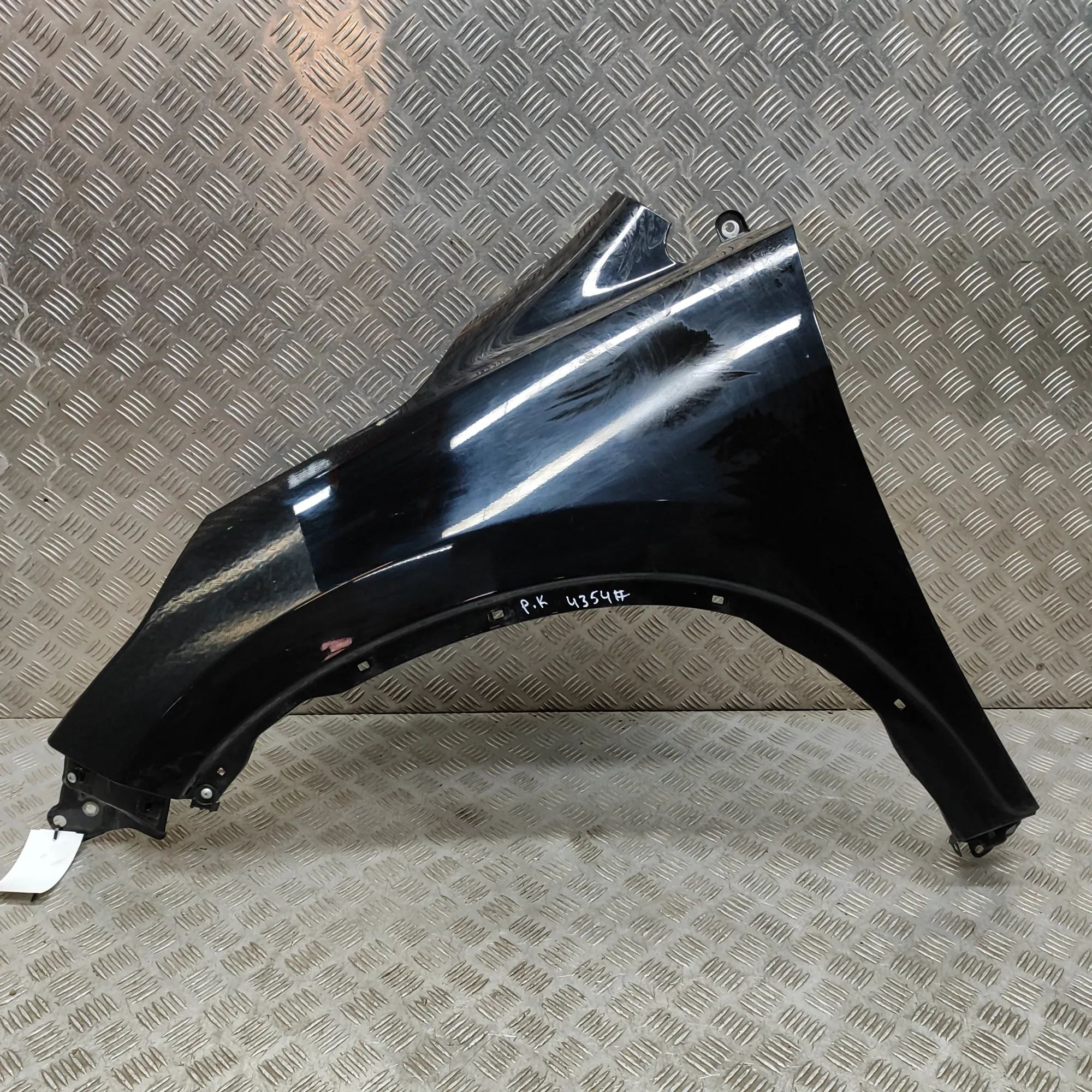 Honda CR-V Front Left Fender Front Left Fender — HONDA CR-V (IV RM_) (2012-....