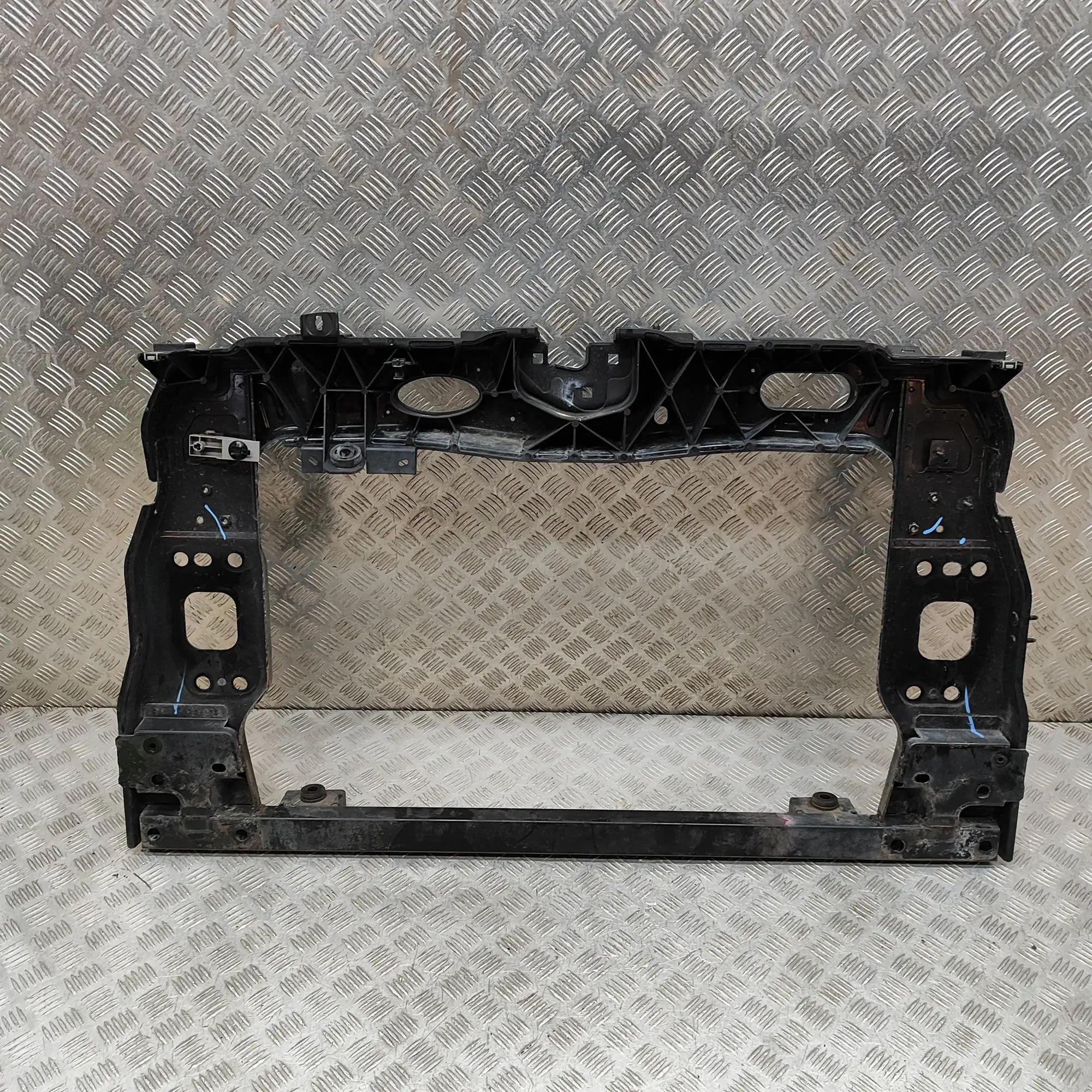 Fiat 500L (351, 352) Slam Panel Frame Kit Slam Panel Frame Kit — FIAT 500L (351_, 352_) (...