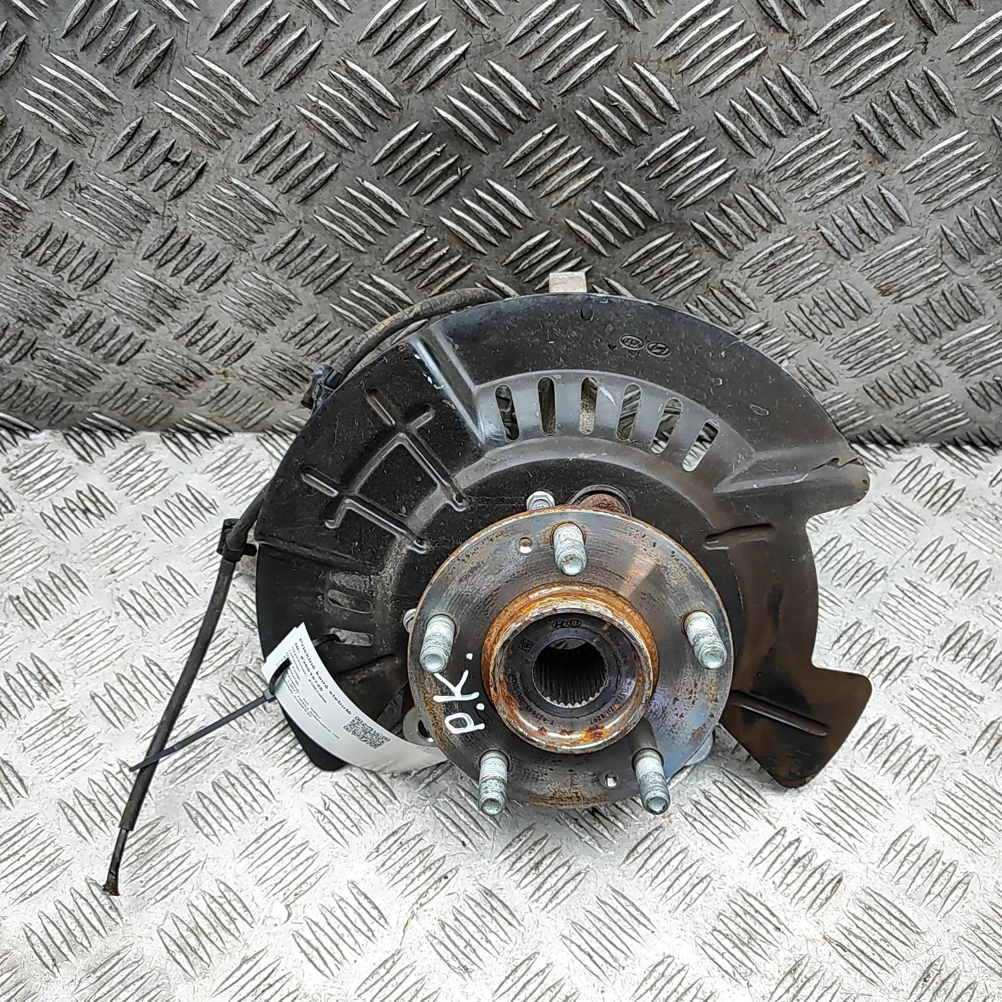 Kia Niro Front Left Wheel Hub Front Left Wheel Hub — KIA NIRO (2016-...) — 51...
