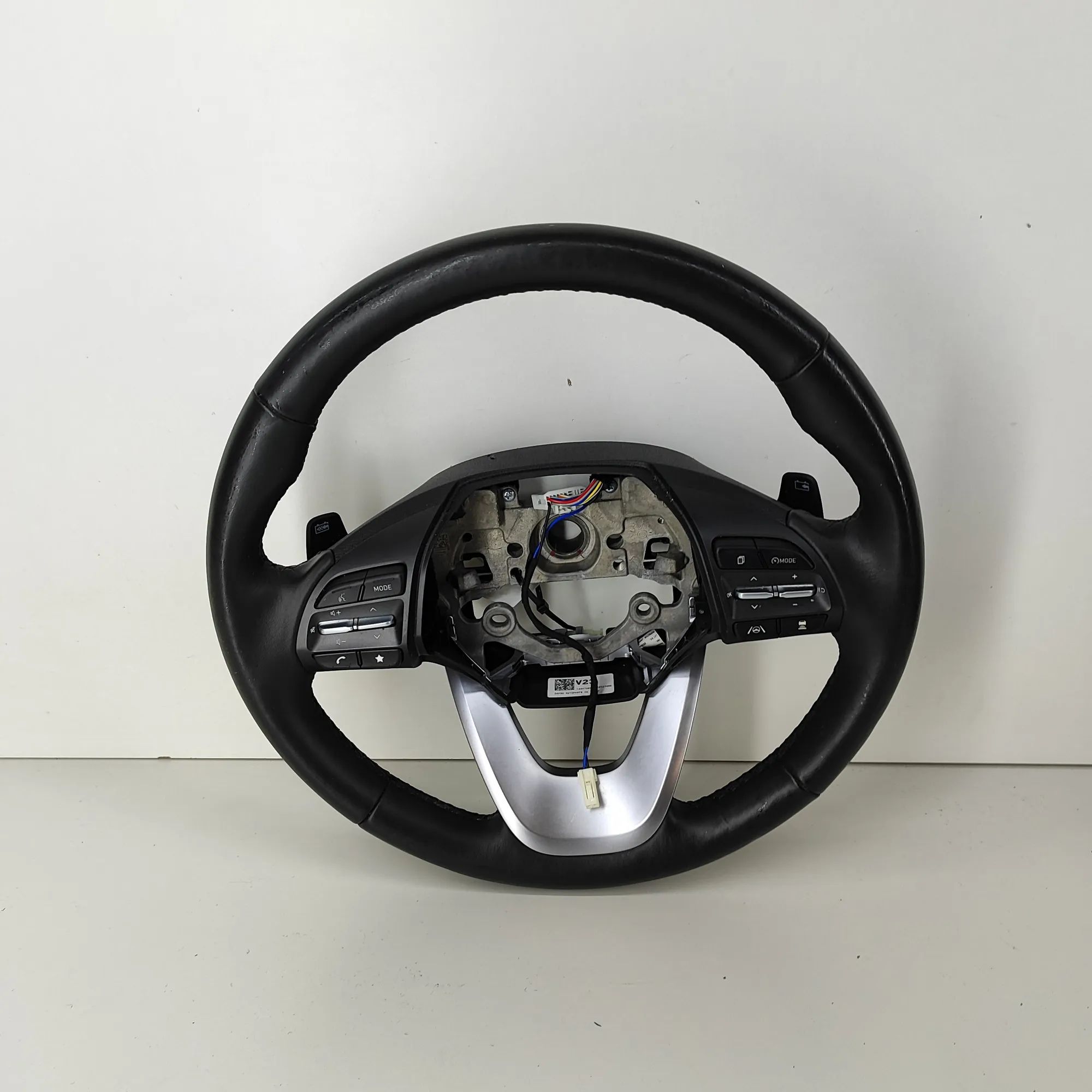 Hyundai Kona steering wheel Steering Wheel — HYUNDAI KONA (2017-...) — 5610...
