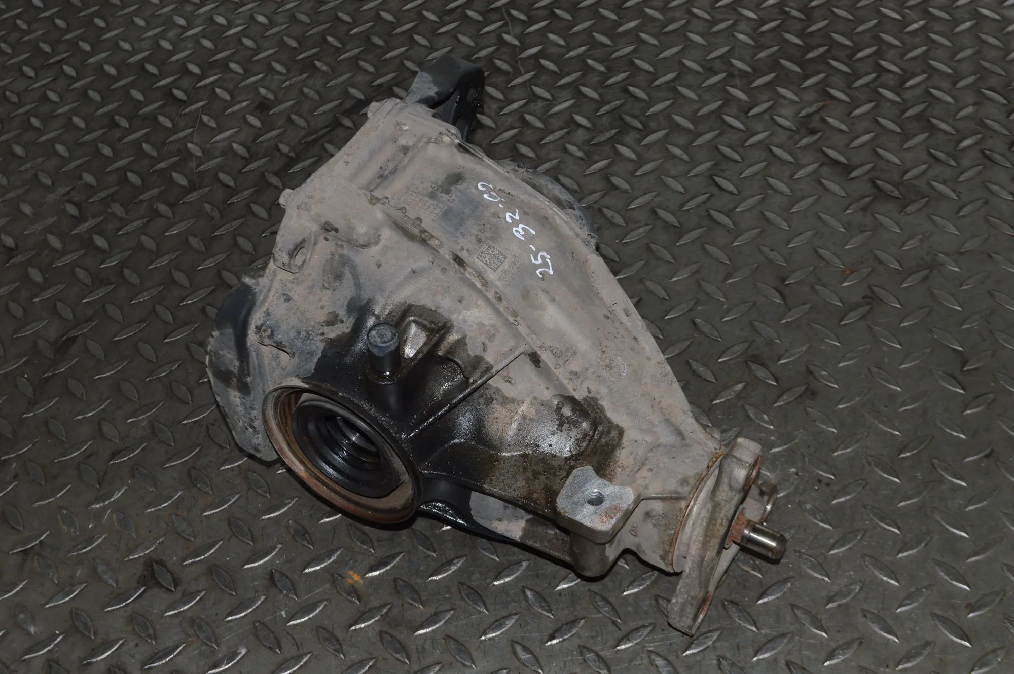 Mercedes-Benz SLK (R172) задний редуктор Rear differential — MERCEDES BENZ SLK (R172) (2...