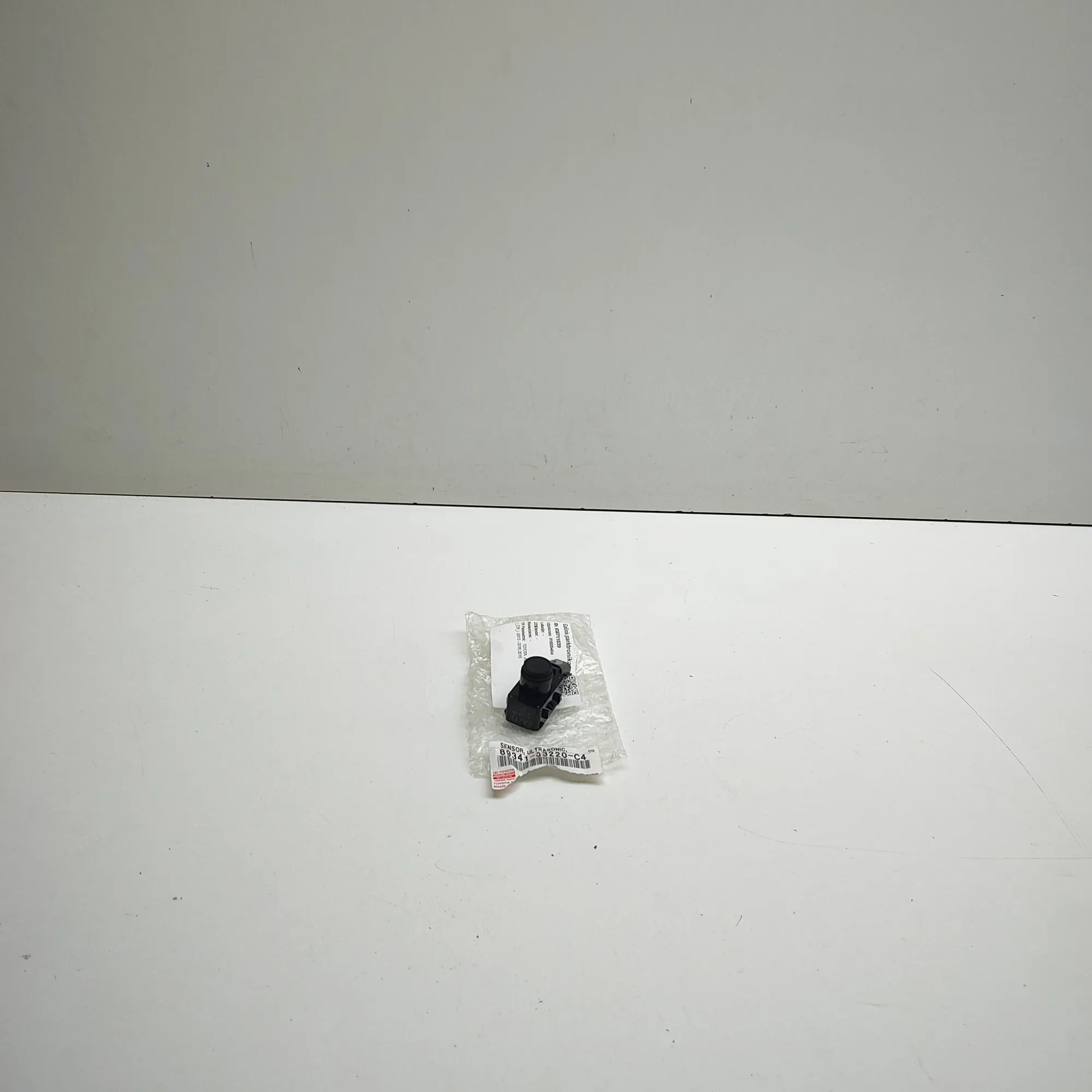 Toyota Auris Parking sensor — rear Parking sensor — rear — TOYOTA AURIS (_E18_) (2...