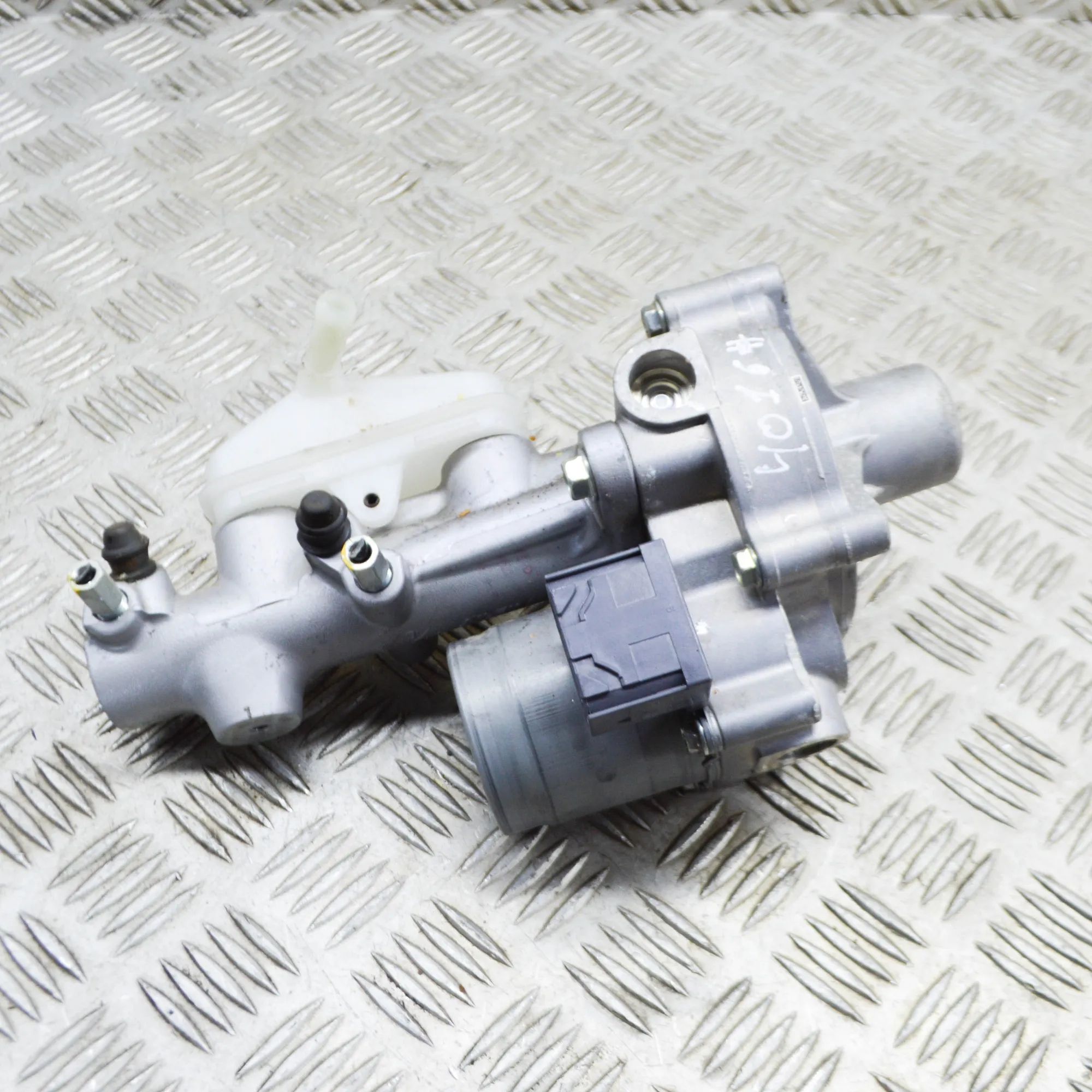 Honda CR-V Clutch cylinder Clutch cylinder — HONDA CR-V (V RW) (2017-...) ...