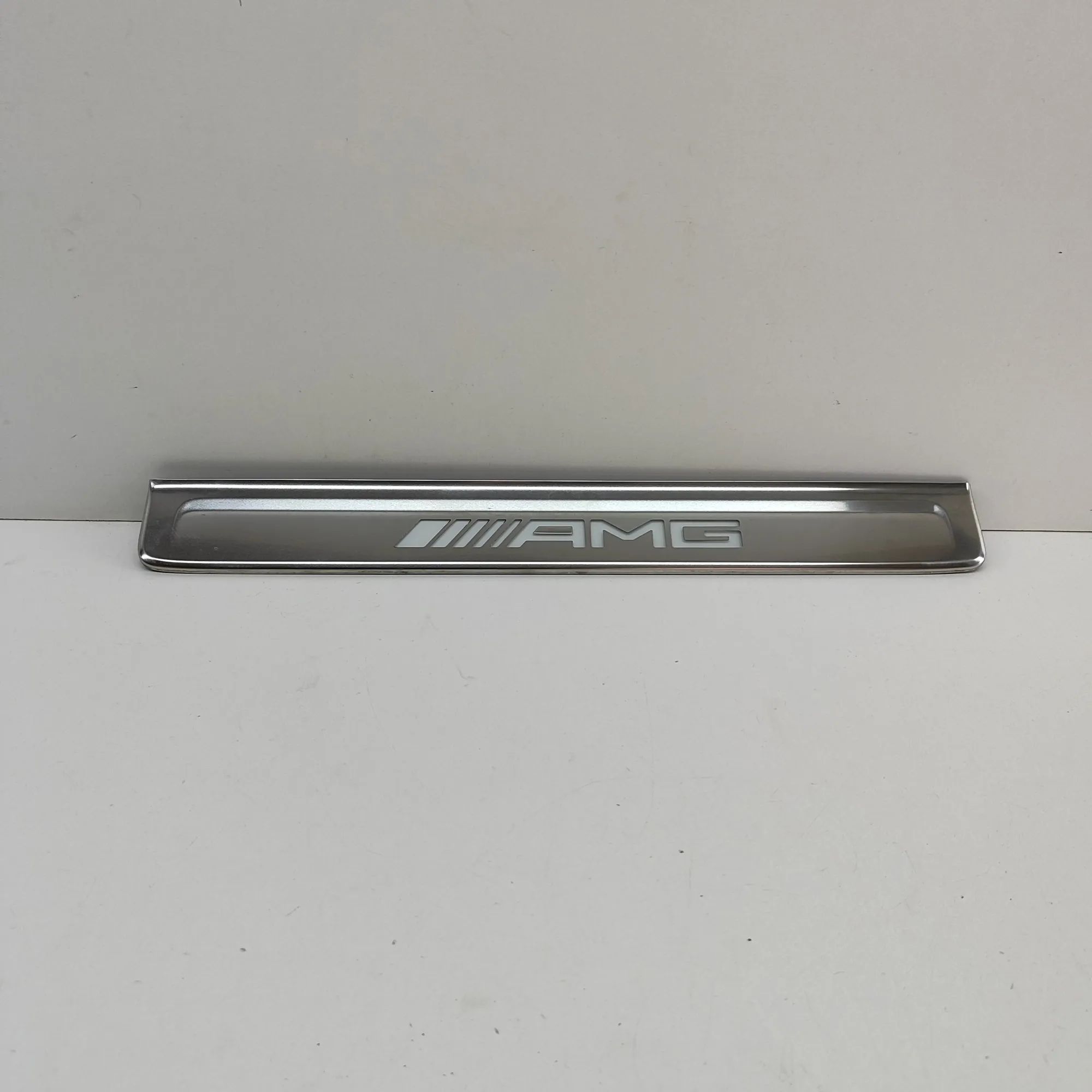 Mercedes-Benz EQE (V295 / X294) Sill trim — front right Sill trim — front right — MERCEDES BENZ EQE (V2...
