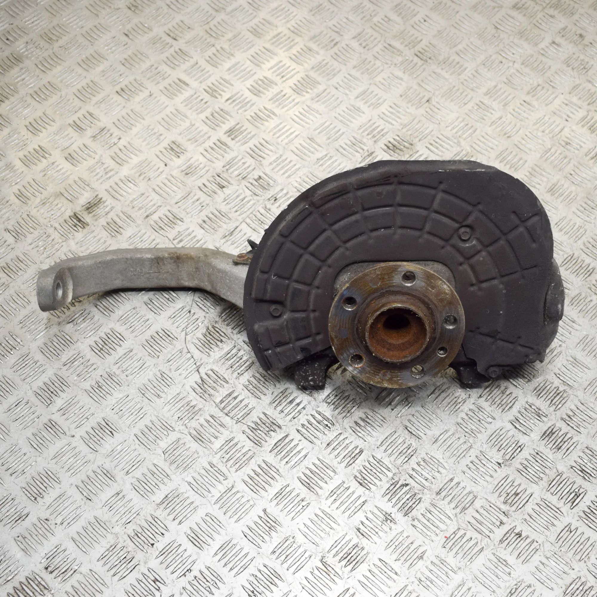 Maserati Ghibli Front Left Wheel Hub