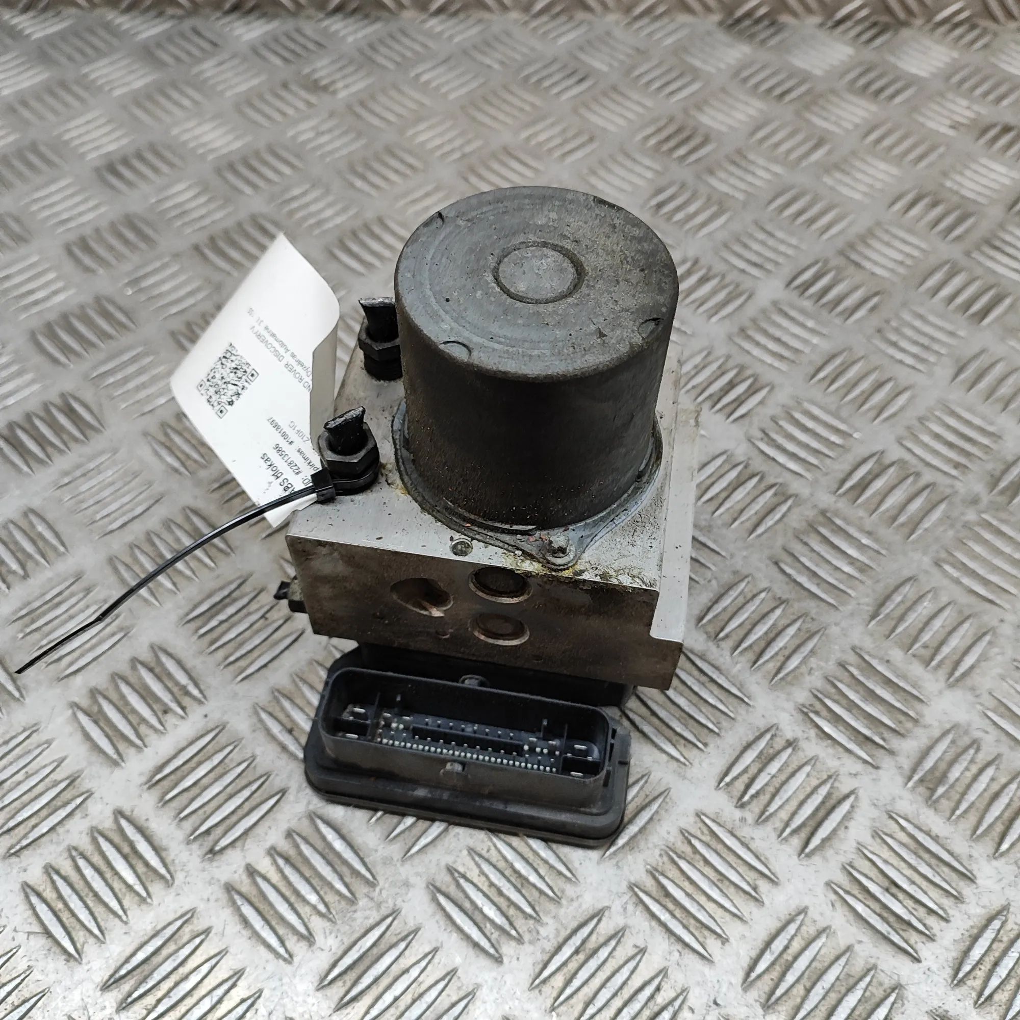 Land Rover Discovery АБС Гидронасос  ABS Pump — LAND ROVER DISCOVERY (V L462) (2016-...