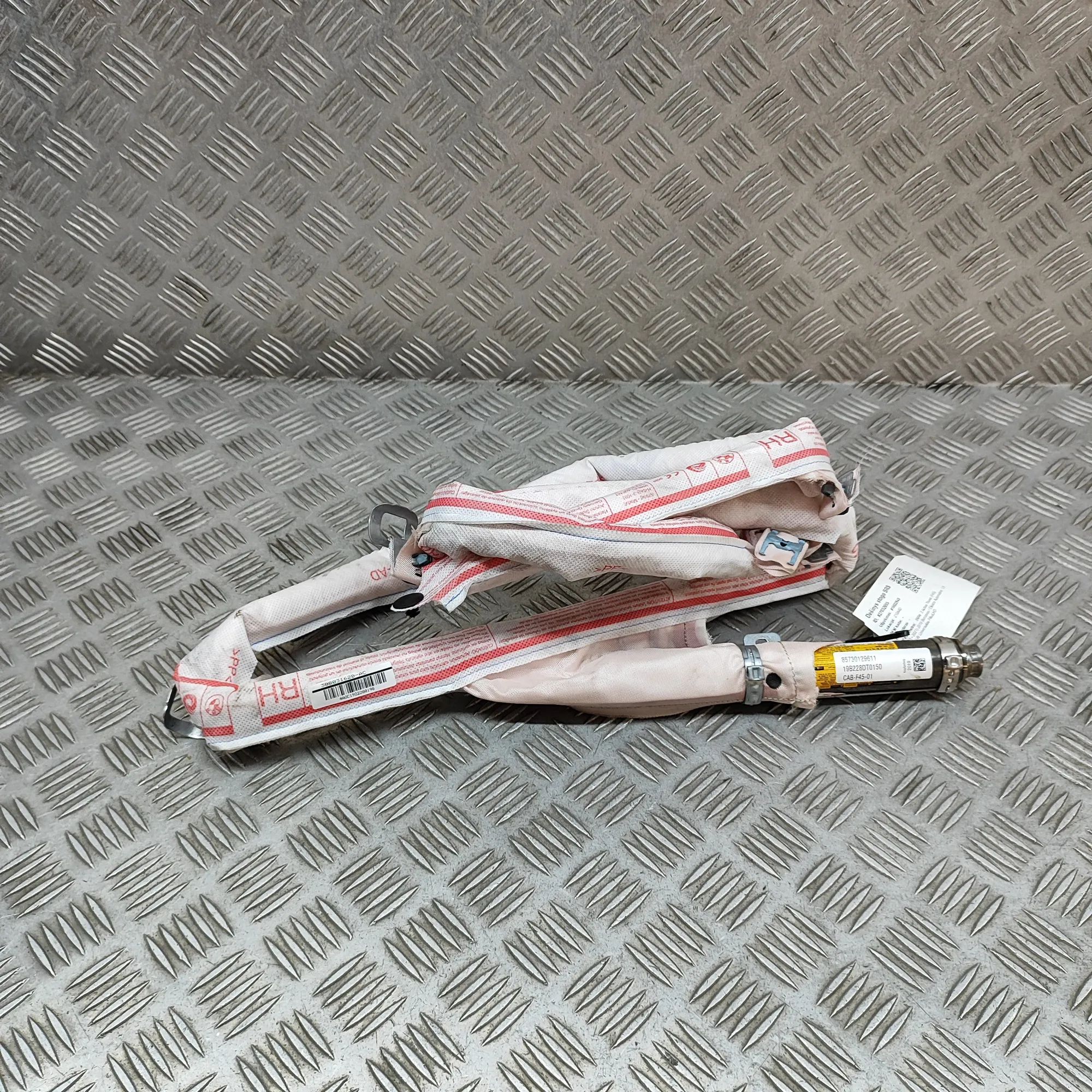 BMW 2 (F22 / F23) Right Side Roof Safety Curtain SRS Right Side Roof Safety Curtain SRS — BMW 2 SERI...