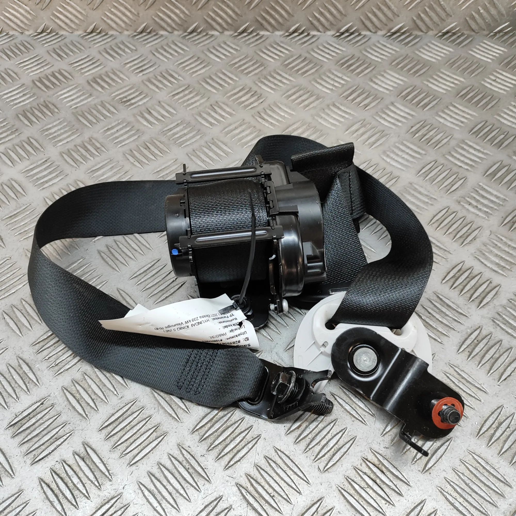 Hyundai Ioniq Front Left Seatbelt Front Left Seatbelt — HYUNDAI IONIQ (5 NE) (202...