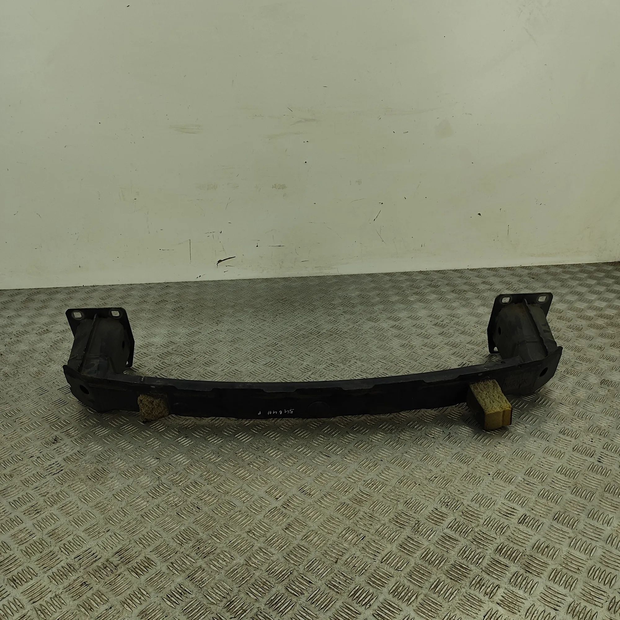 Land Rover Range Rover Evoque Front Reinforcement Crash Bar Front Reinforcement Crash Bar — LAND ROVER RANG...
