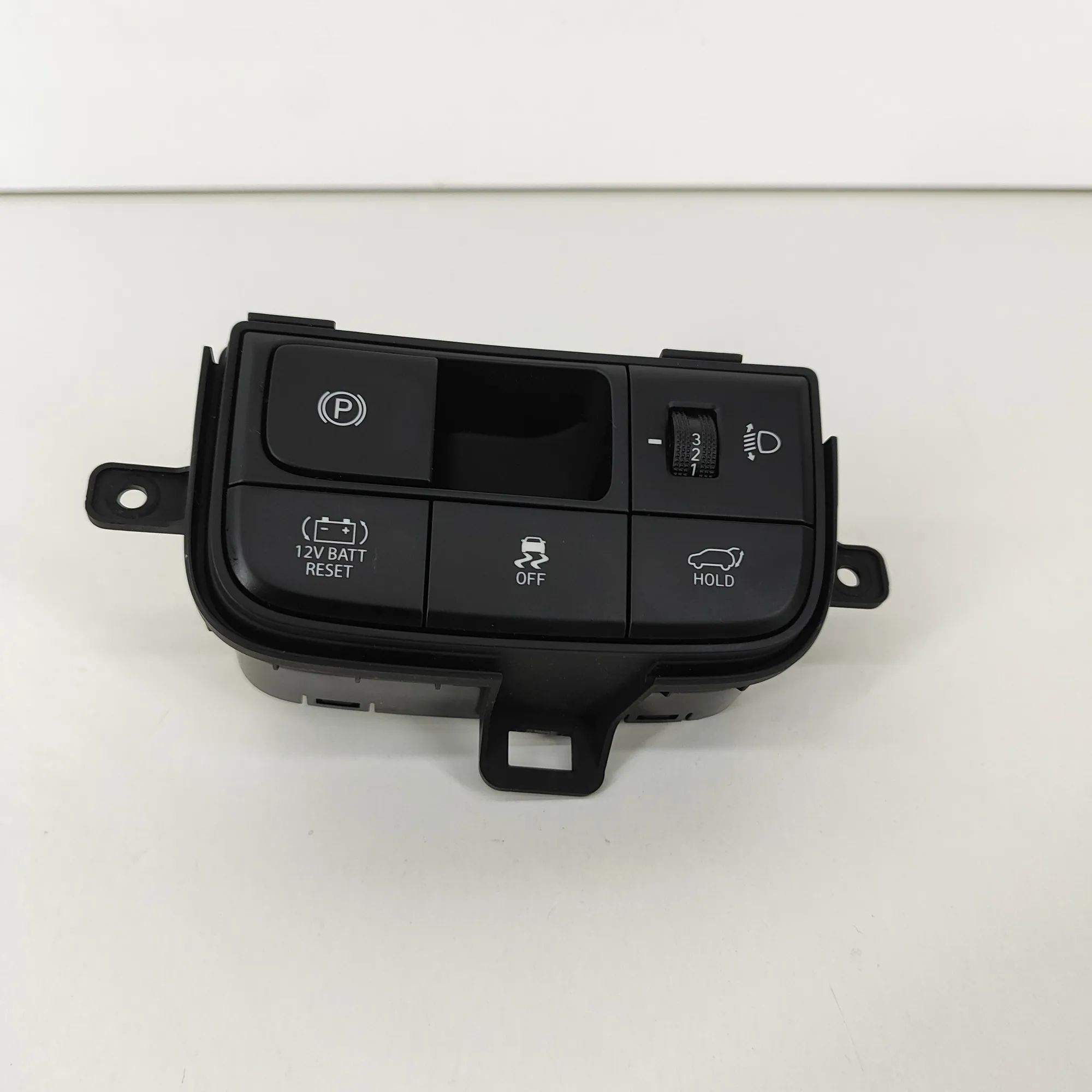 Hyundai Tucson Button Switch Panel Button Switch Panel — HYUNDAI TUCSON (NX4E, NX4...