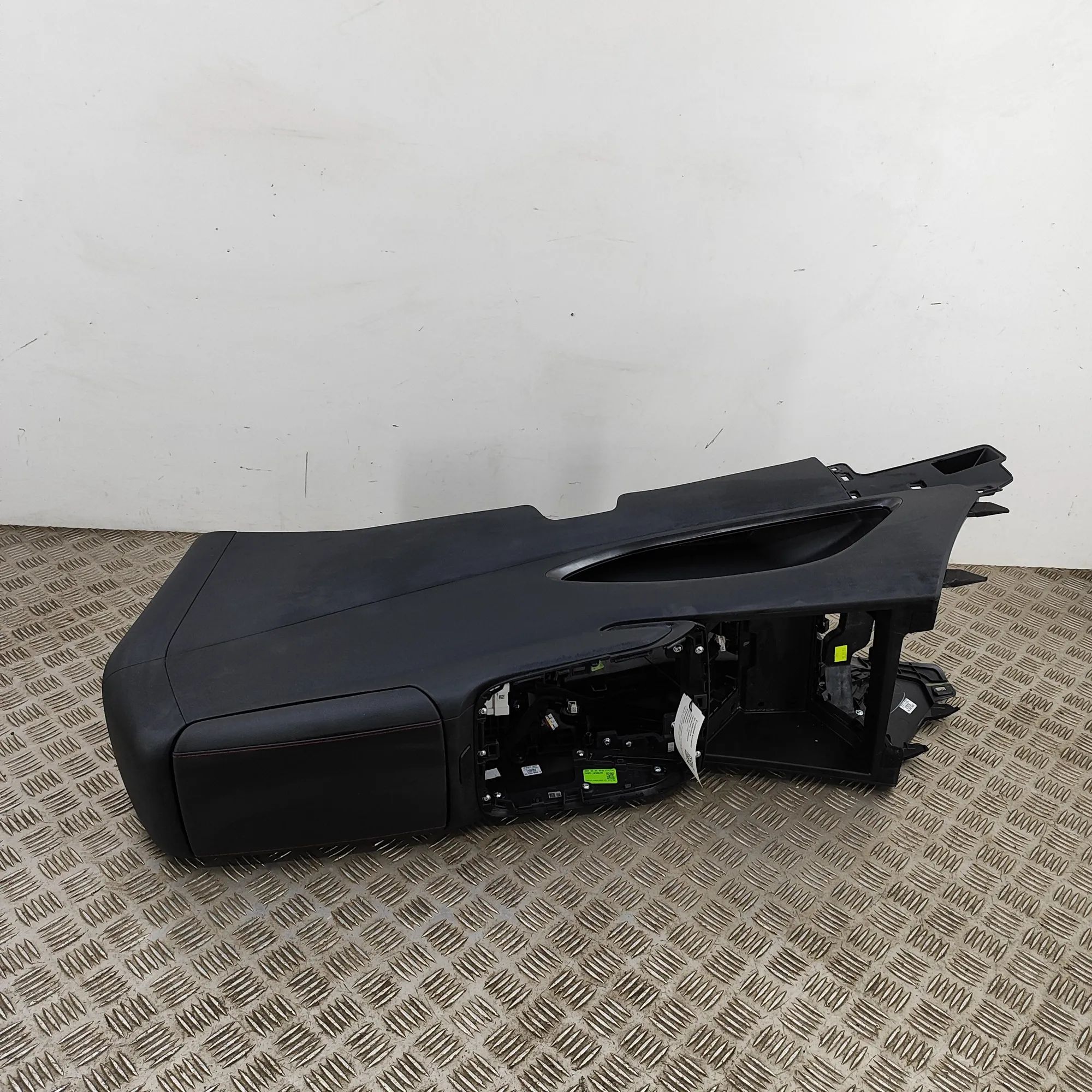 Hyundai Tucson center console center Console — HYUNDAI TUCSON (NX4E, NX4A) (2...