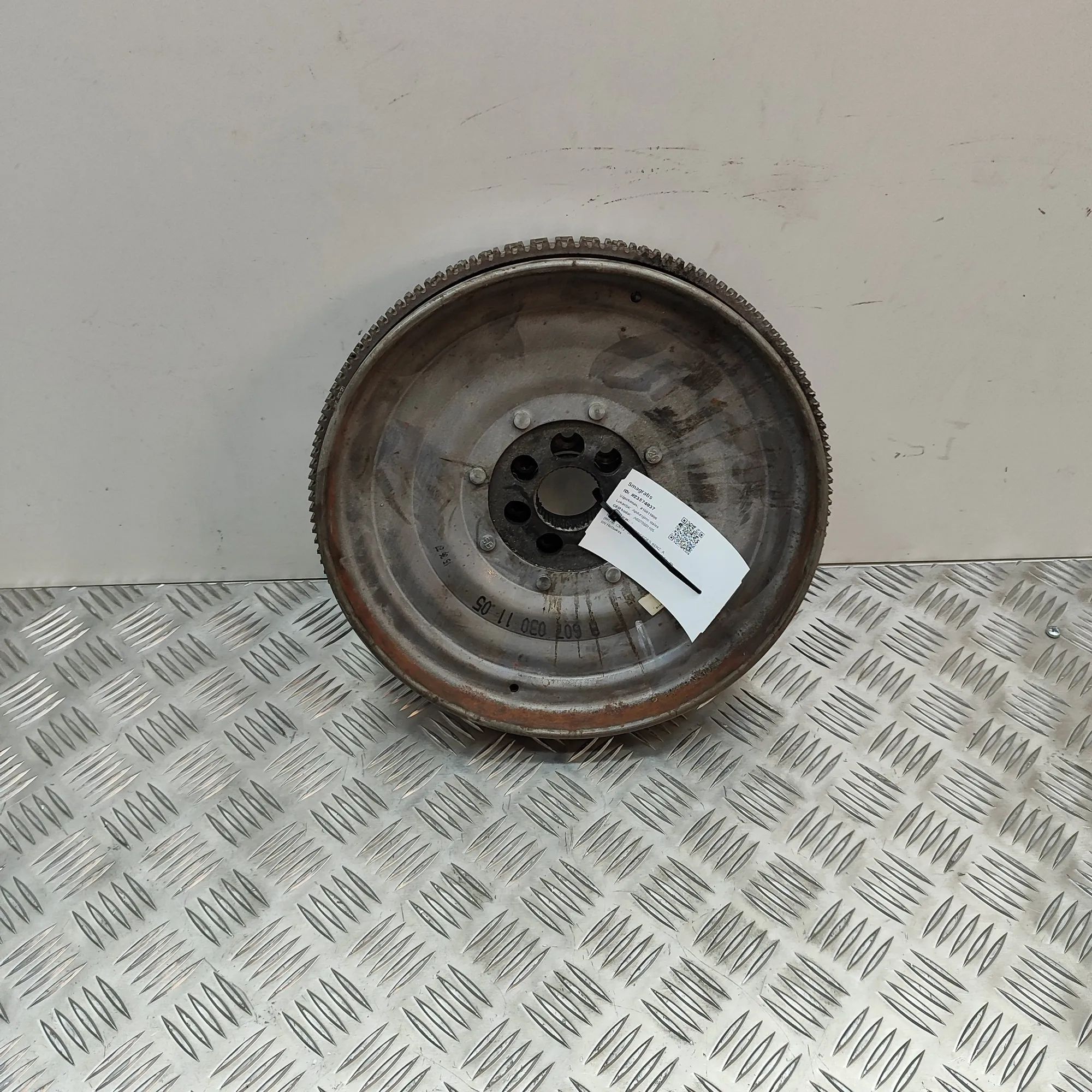 Mercedes-Benz A (W176) vauhtipyörä Flywheel — MERCEDES BENZ A-CLASS (W176) (2012-2...