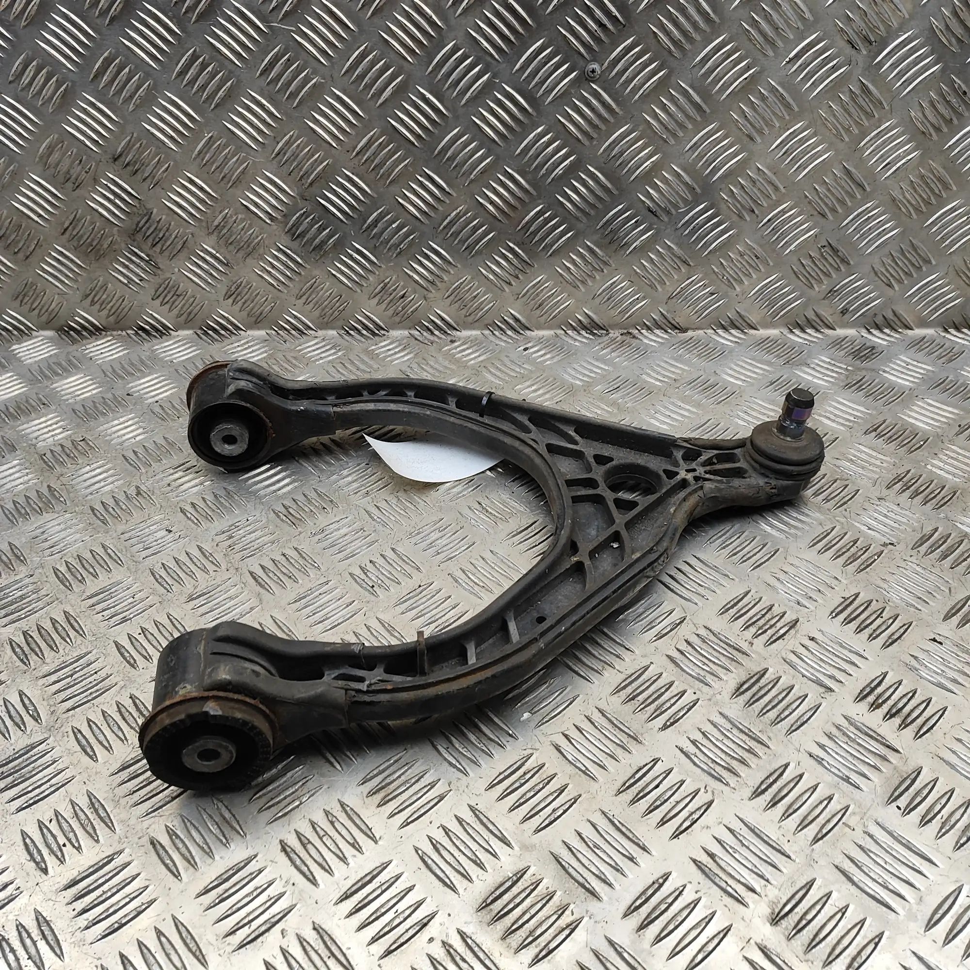 Tesla Model X Front Left Upper Control Arm Front Left Upper Control Arm — TESLA MODEL X (2...
