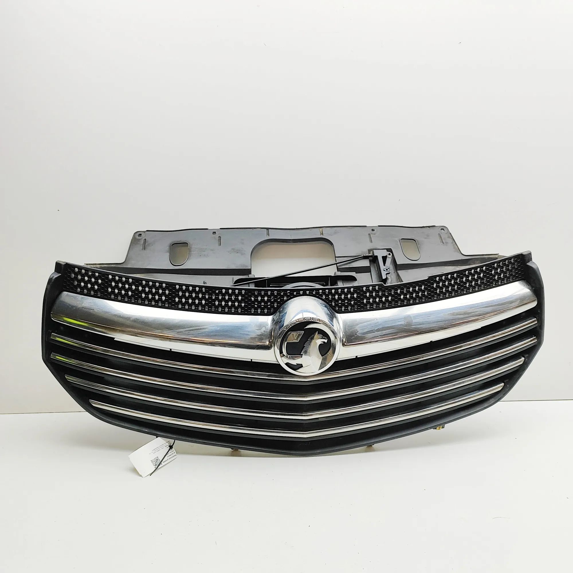 Opel Vivaro (B) Radiator Grille Radiator grille — OPEL VIVARO (Combi) (2014-......