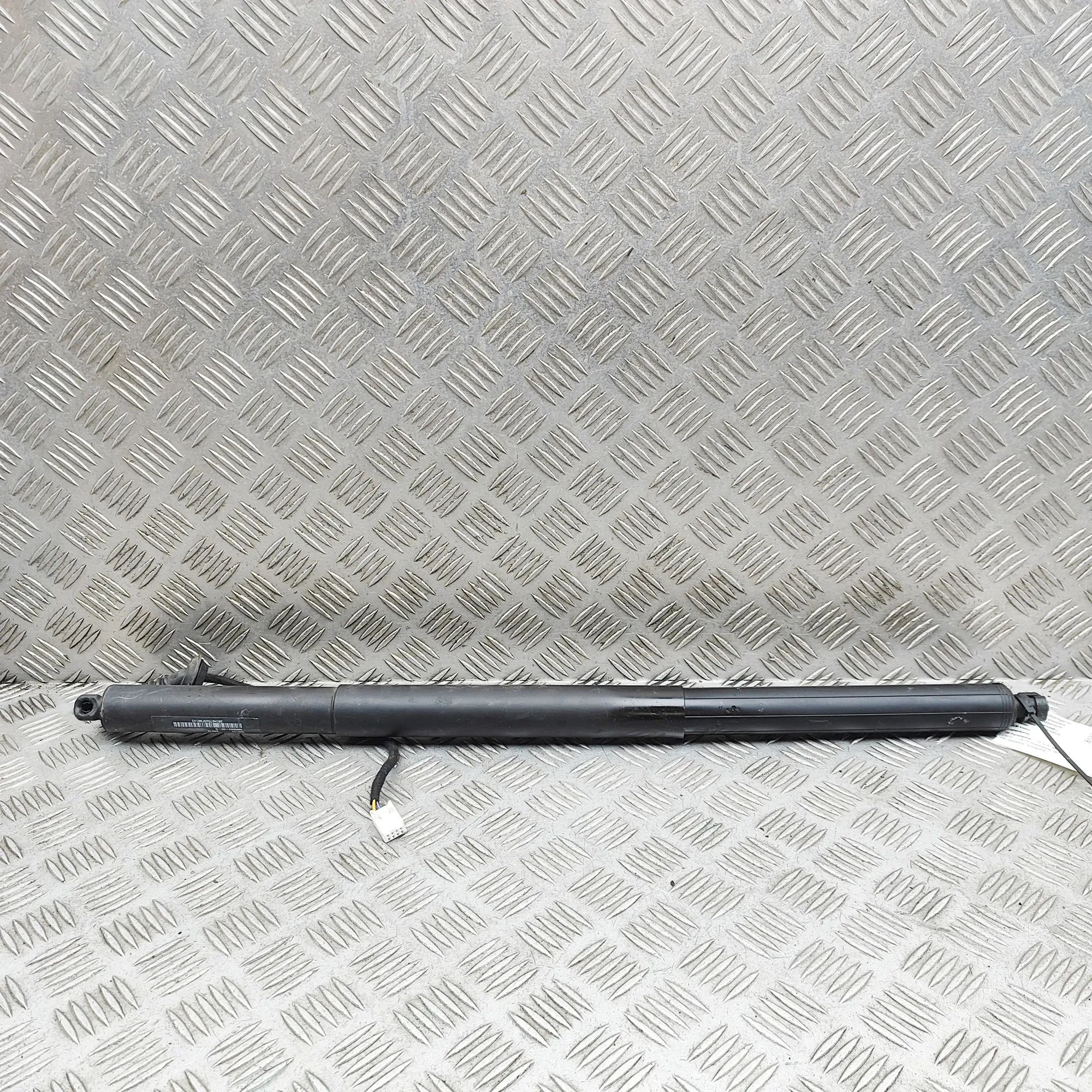 Tesla Model X Right Side Tailgate Gas Strut Right Side Tailgate Gas Strut — TESLA MODEL X (...