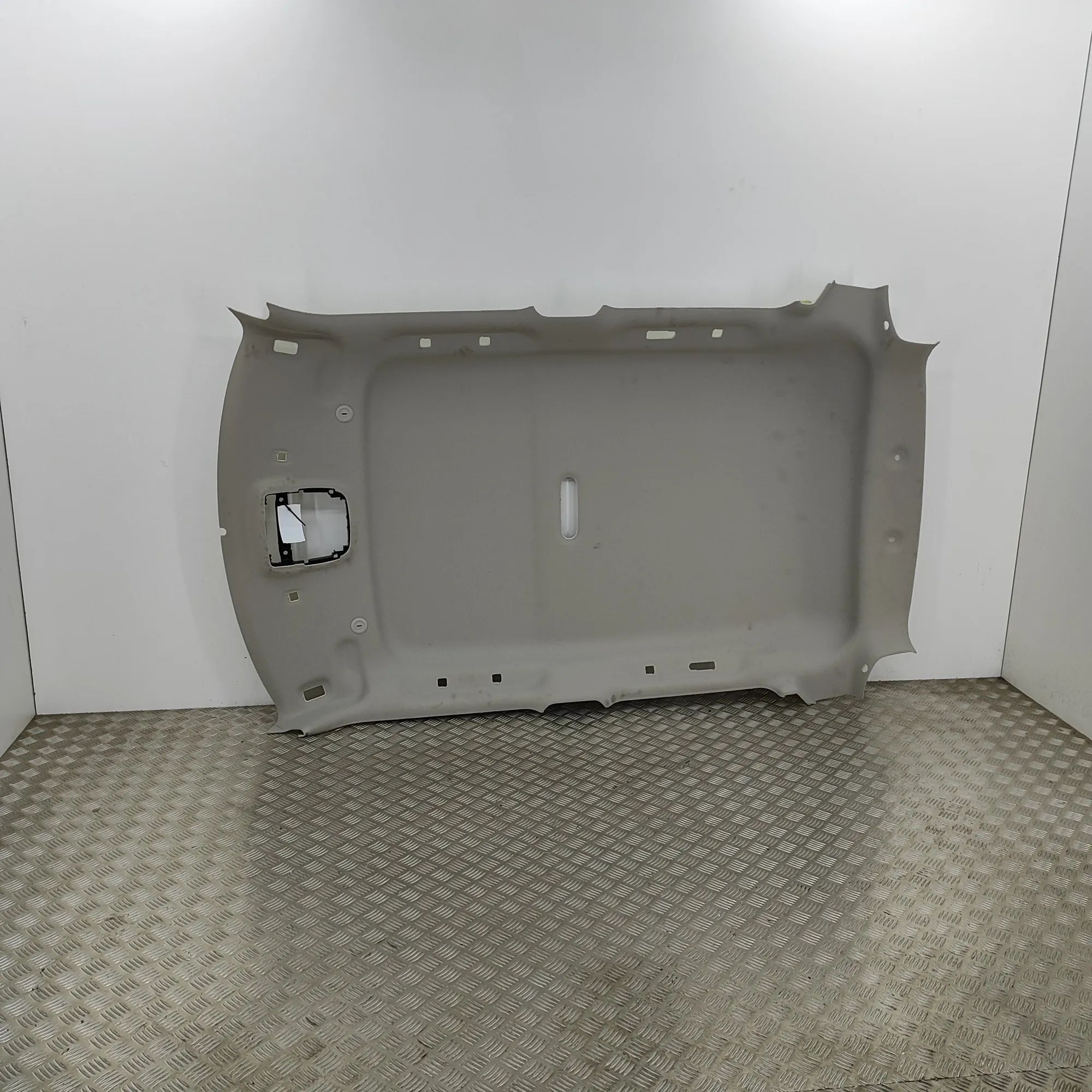 Mini One, Cooper (F55 / F56 / F57) Roof Headliner Roof Headliner — MINI COOPER (F55) (2014-...) —...