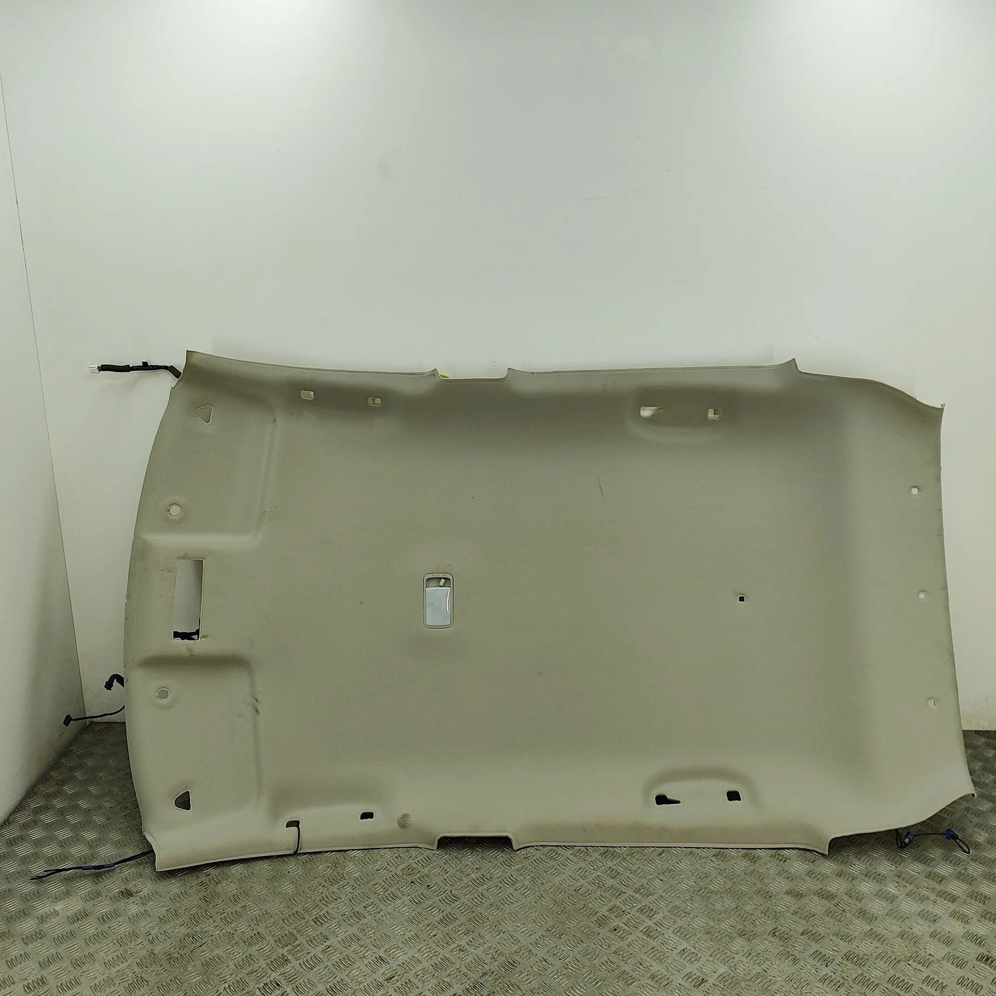 Nissan Leaf Roof Headliner Roof Headliner — NISSAN LEAF (ZE1) (2017-...) —...