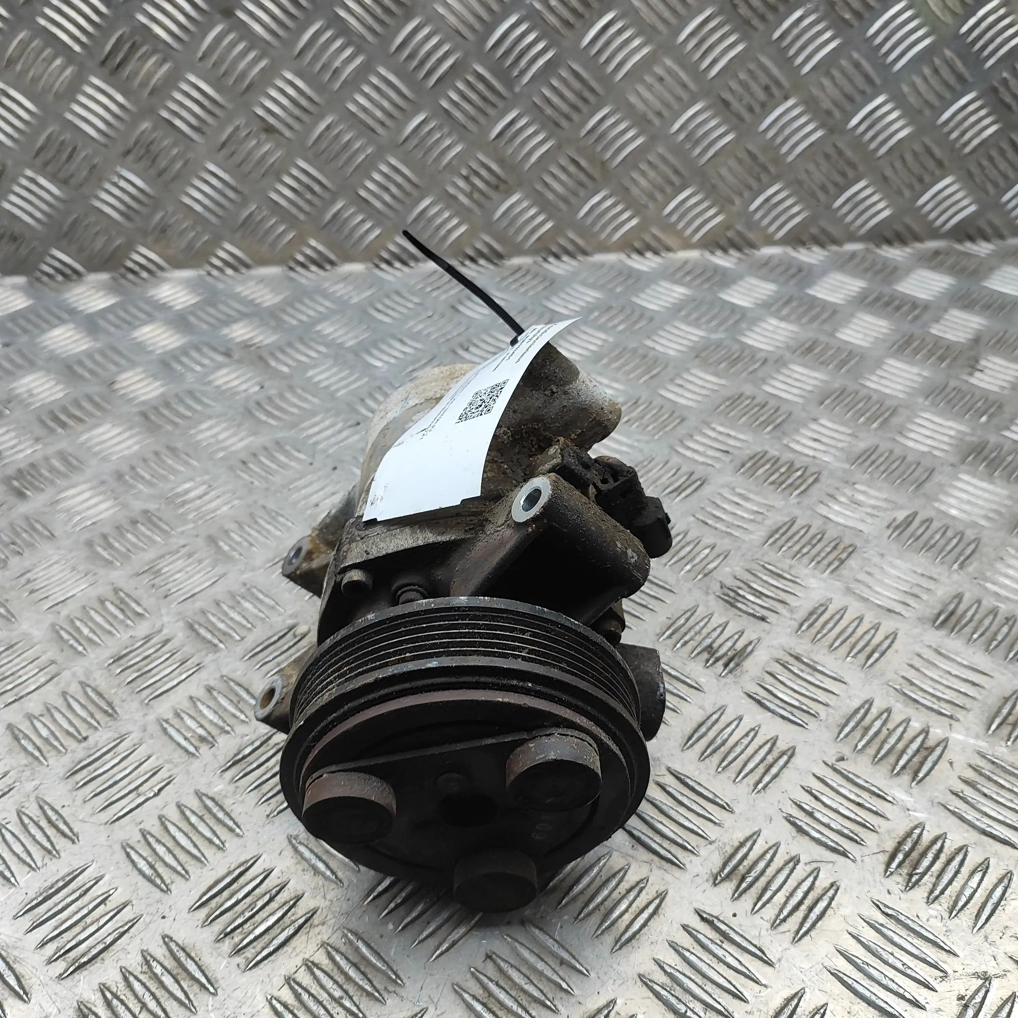 Mitsubishi L200 Air-conditioning compressor Air-conditioning compressor — MITSUBISHI L (200...