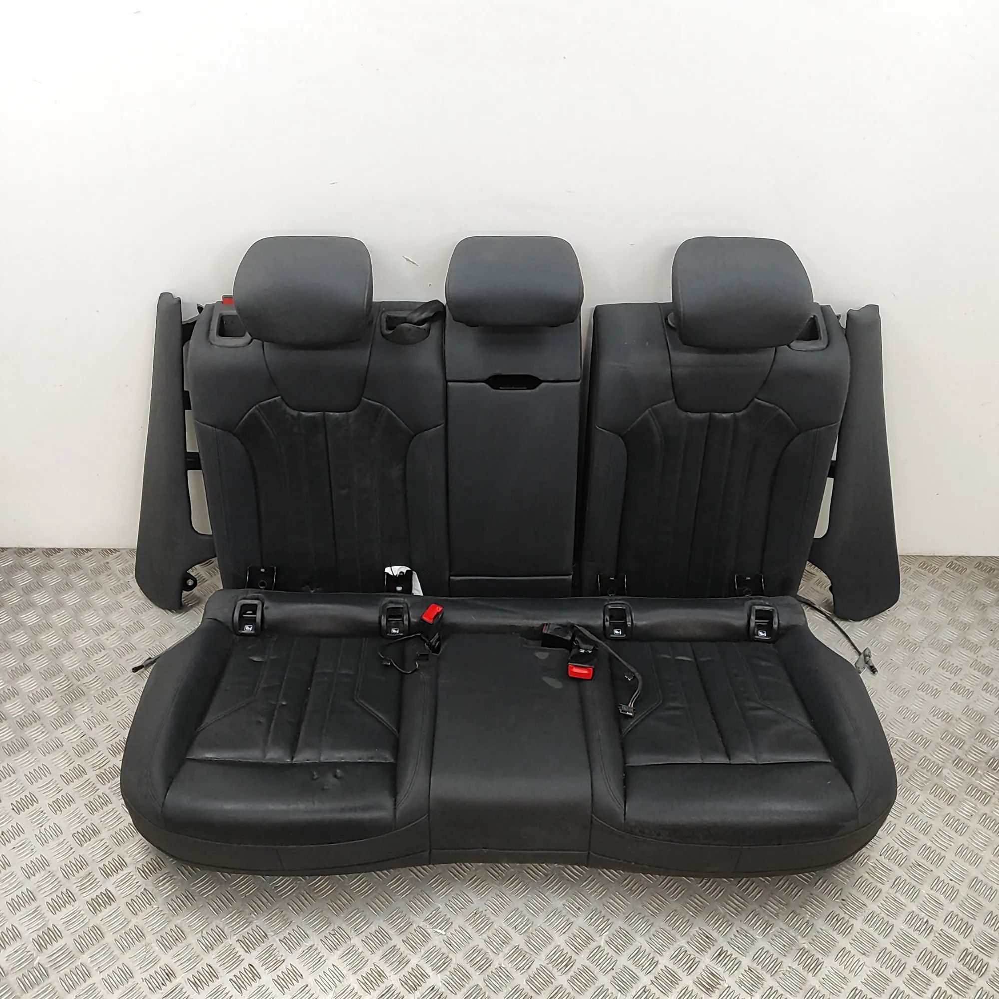 Audi Q5 (FY) Tagaiste (kompl.) Rear seat — AUDI Q5 (FY) (2016-...) — 80A885283...