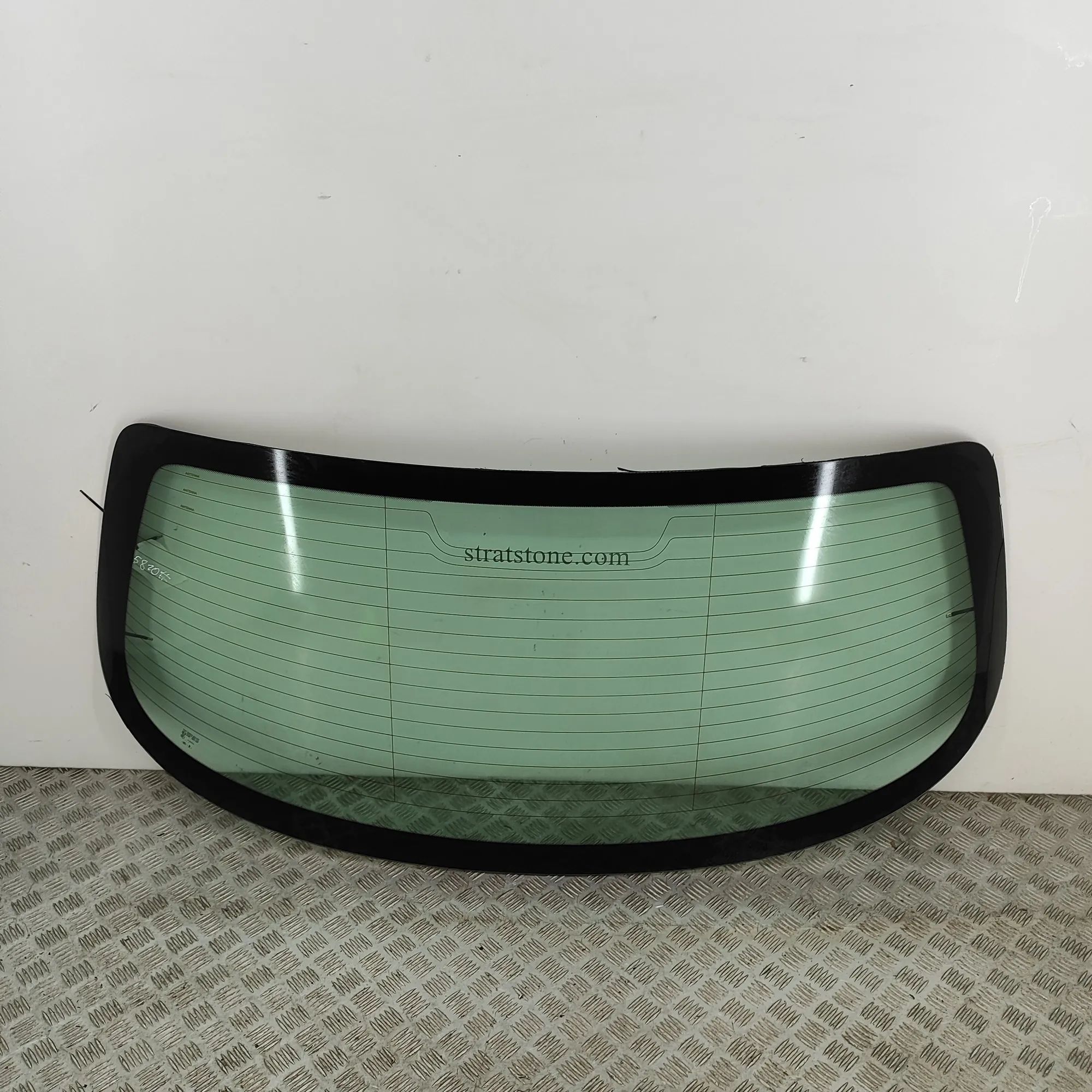 Jaguar XJ Rear Window glass Rear window glass — JAGUAR XJ (X350) (2003-2009...