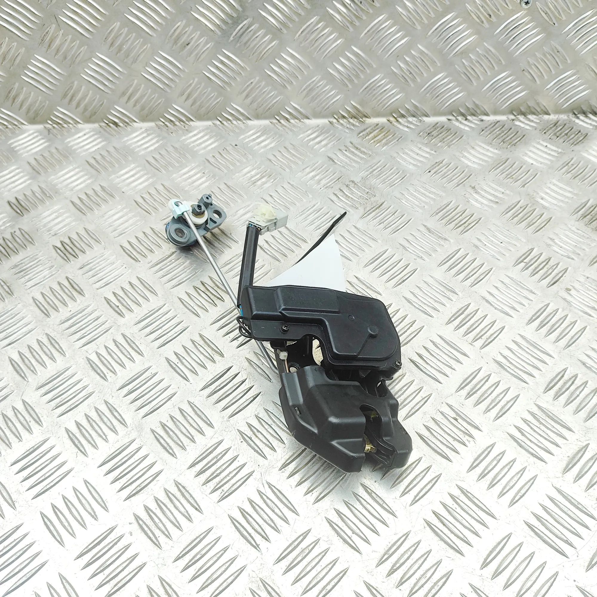 Honda S2000 Tailgate Boot Lock