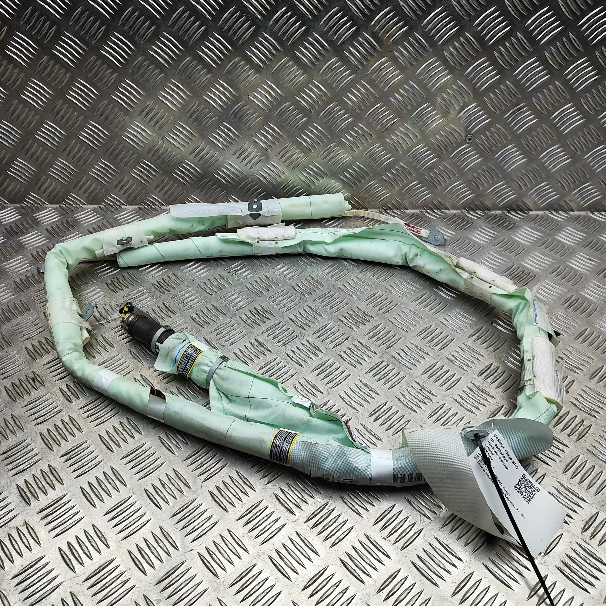 Maserati Ghibli Left Side Roof Safety Curtain SRS Left Side Roof Safety Curtain SRS — MASERATI GH...