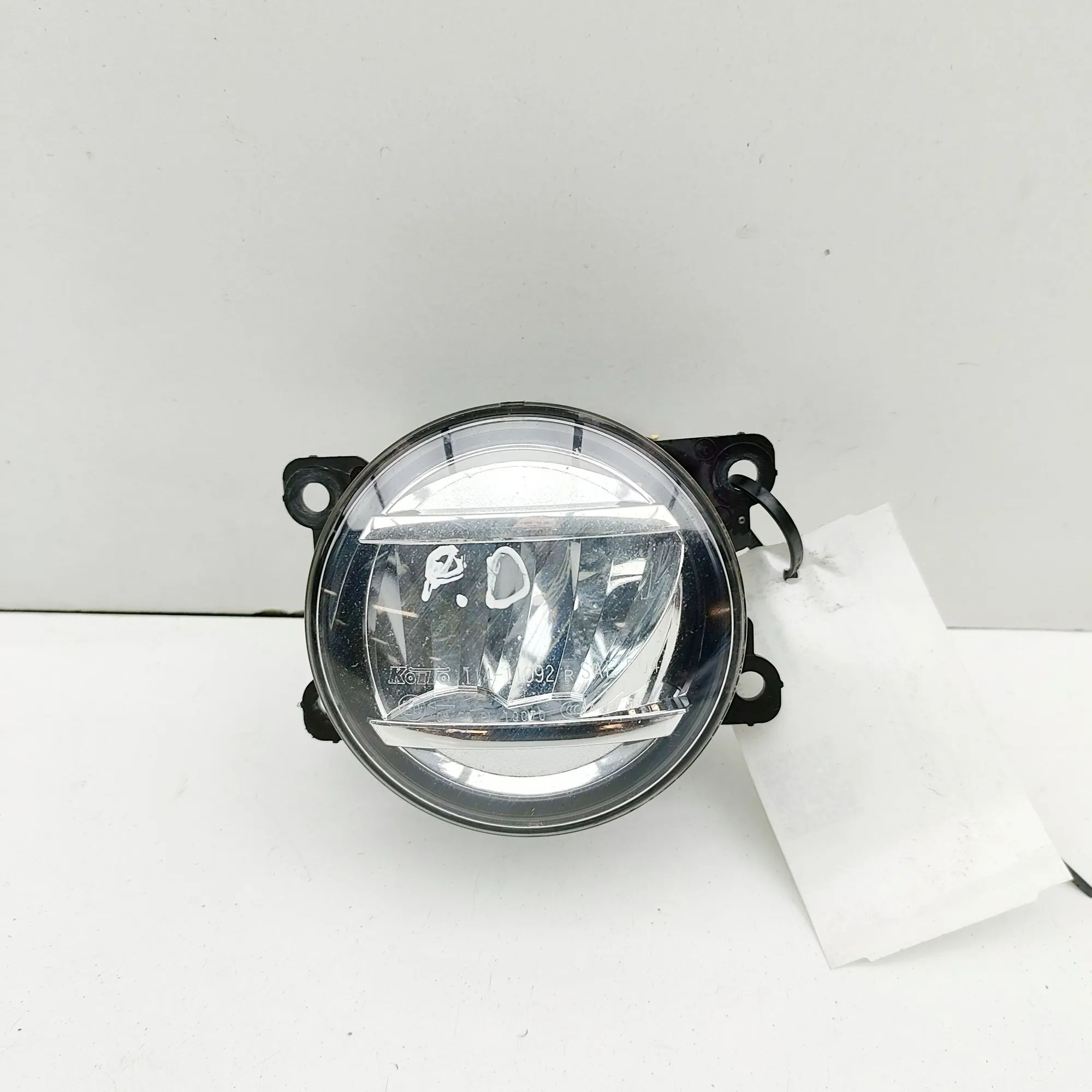 Mitsubishi Outlander Front Right Fog Light Front Right Fog Light — MITSUBISHI OUTLANDER (I...