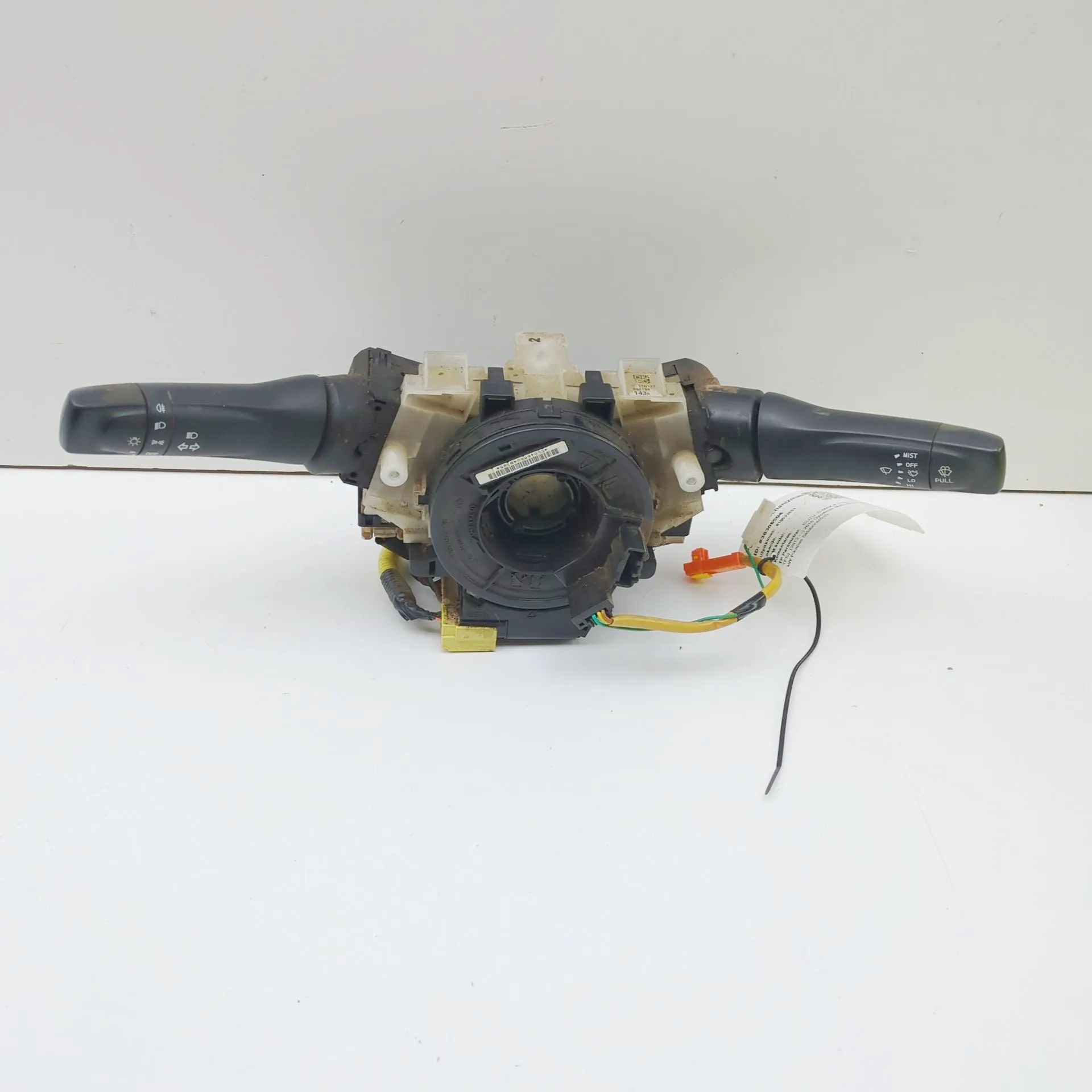 Isuzu D-Max Indicator Wiper Stalk Switch Indicator Wiper Stalk Switch — ISUZU D-MAX (II ...