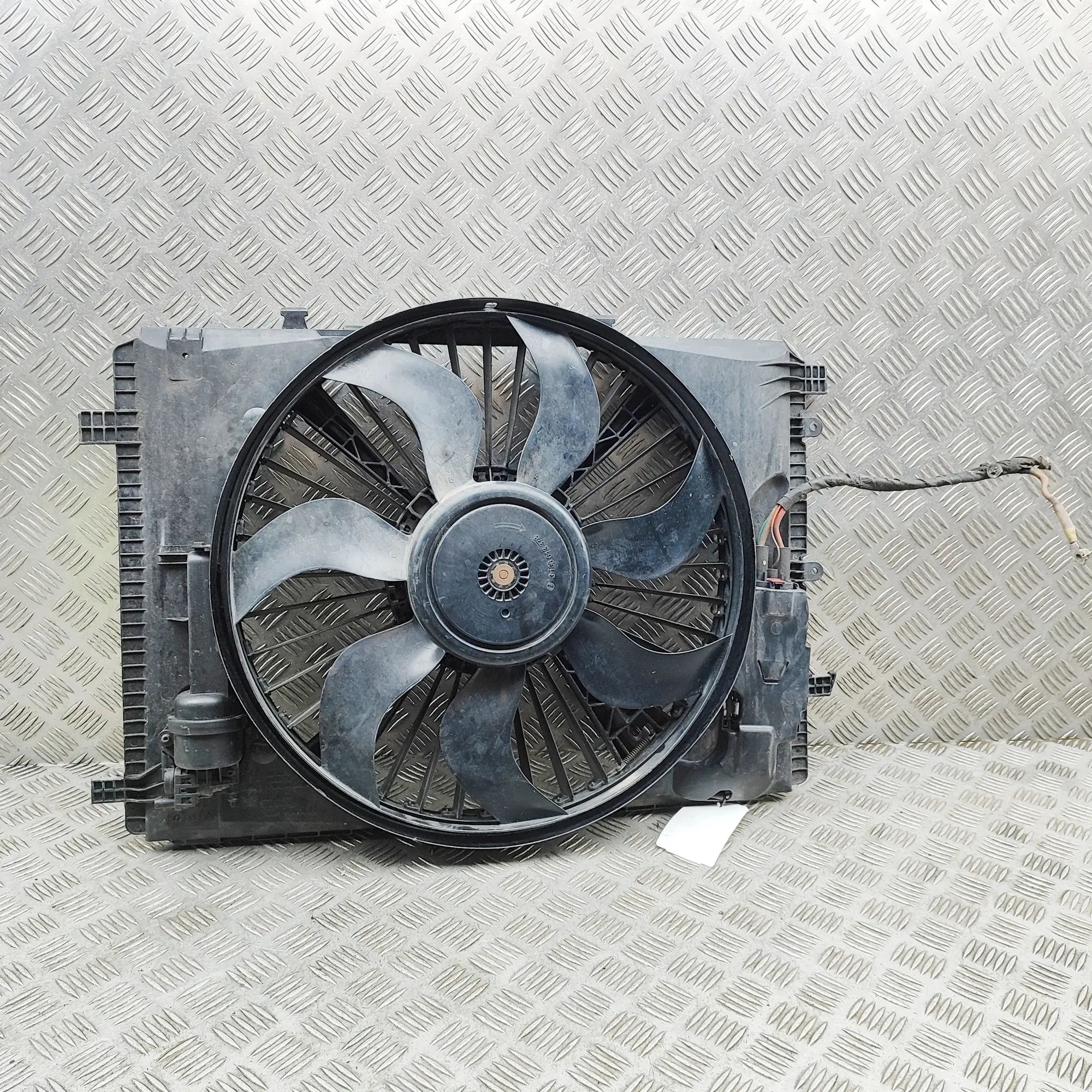 Mercedes-Benz CLA (C117) Engine Cooling Fan Shroud