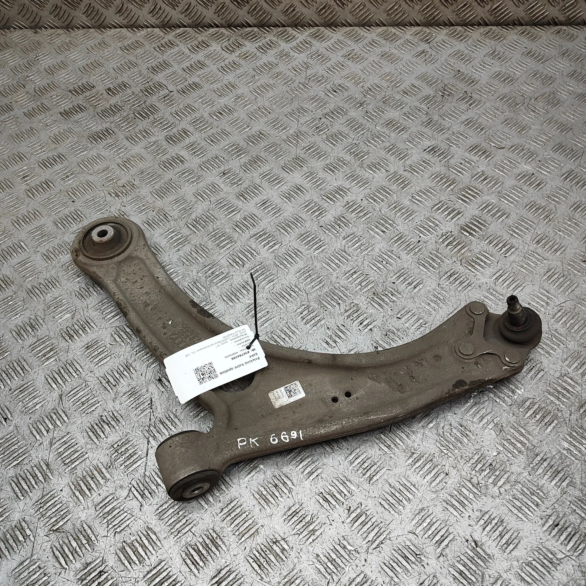 Audi TT (8S) Front Left Lower Control Arm Front Left Lower Control Arm — AUDI TT (FV3) (2...