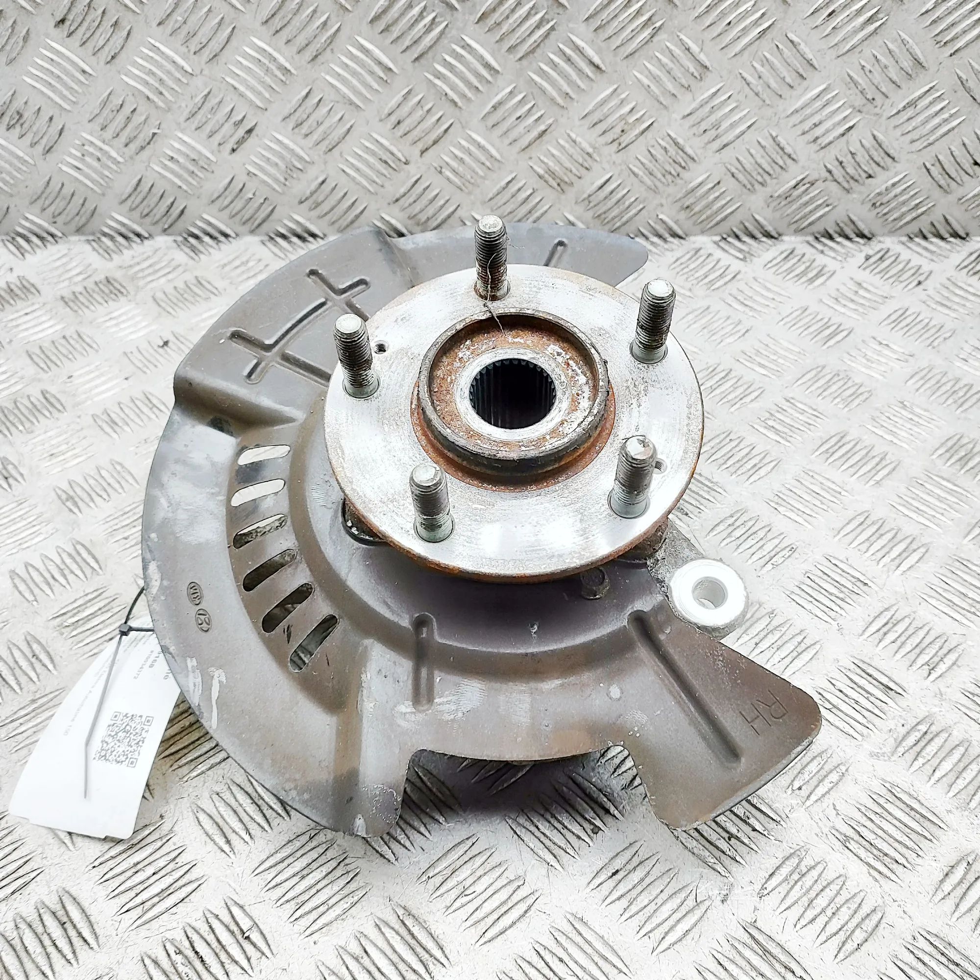 Kia Niro Front Right Wheel Hub Front Right Wheel Hub — KIA NIRO (2016-...) — 5...