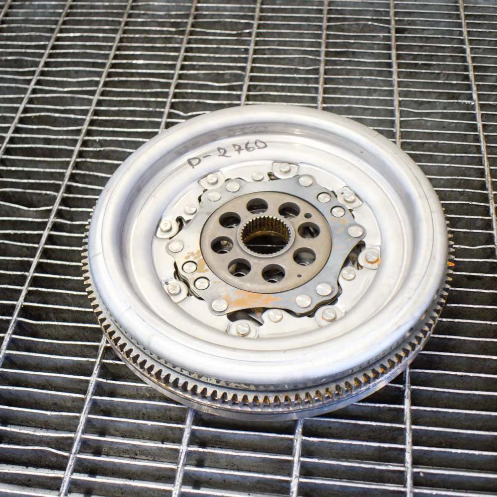 Audi TT (8J) flywheel Flywheel — AUDI TT (8J) (2006-2014) — 06J105266...