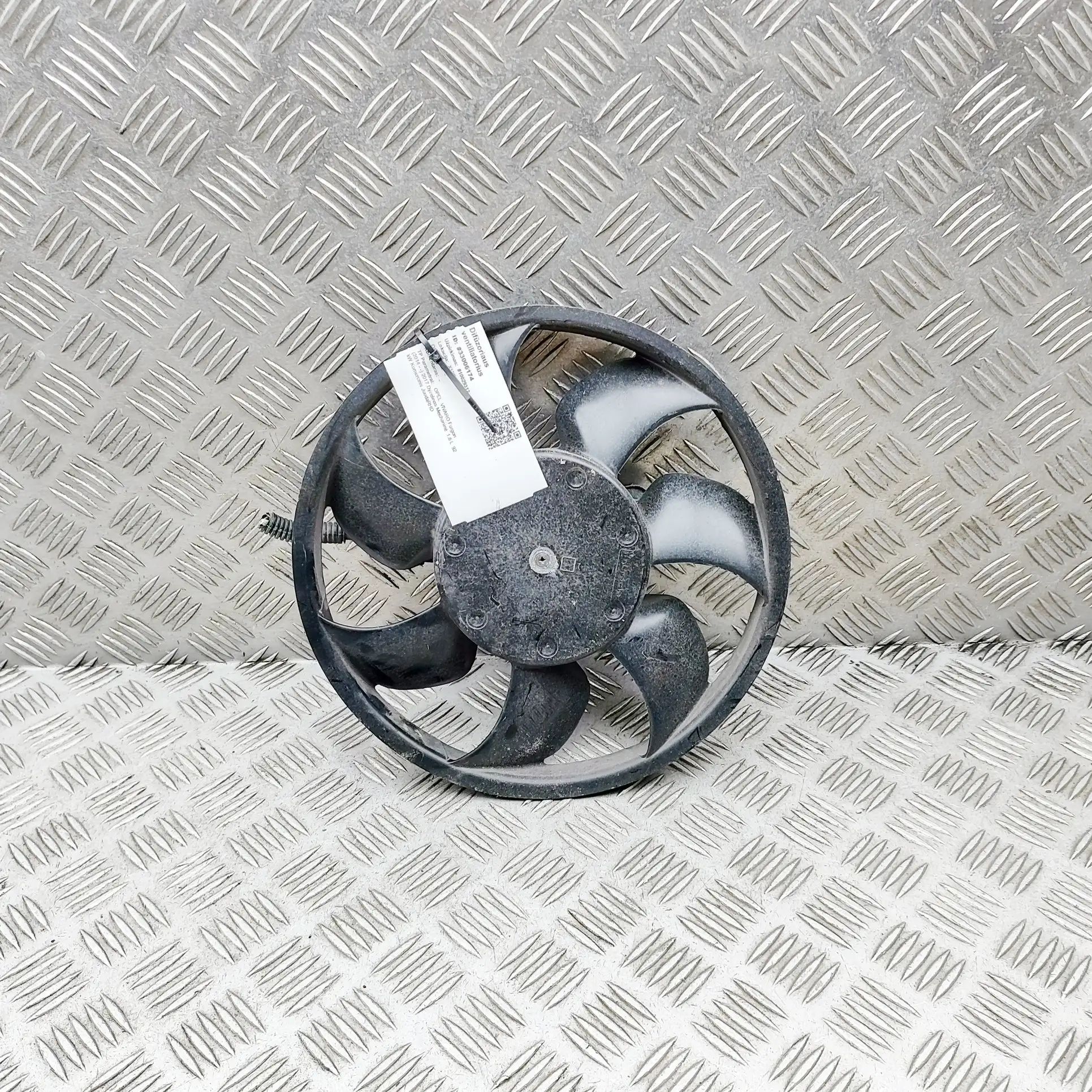 Opel Vivaro (B) Engine Cooling Fan Engine Cooling Fan — OPEL VIVARO (Van) (2014-.....