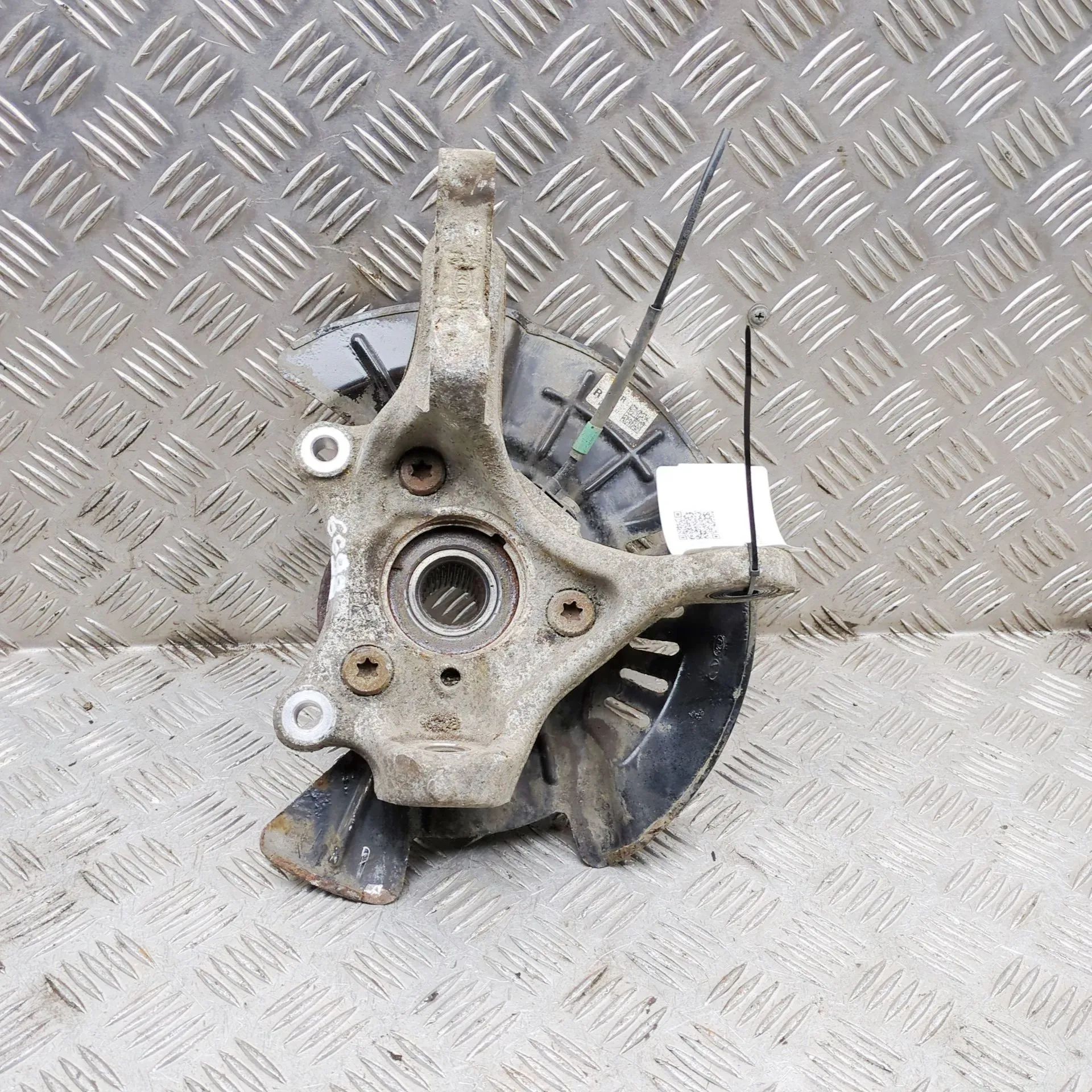 Kia Niro Front Right Wheel Hub Front Right Wheel Hub — KIA NIRO (2016-...) — 5...