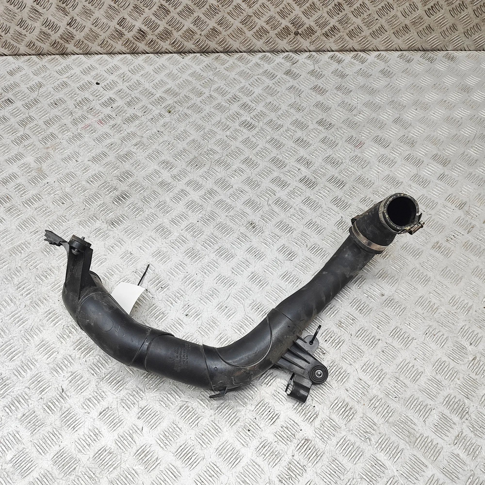 Volkswagen Arteon Intercooler Hose Pipe Intercooler Hose Pipe — VW ARTEON (3H7) (2017-....