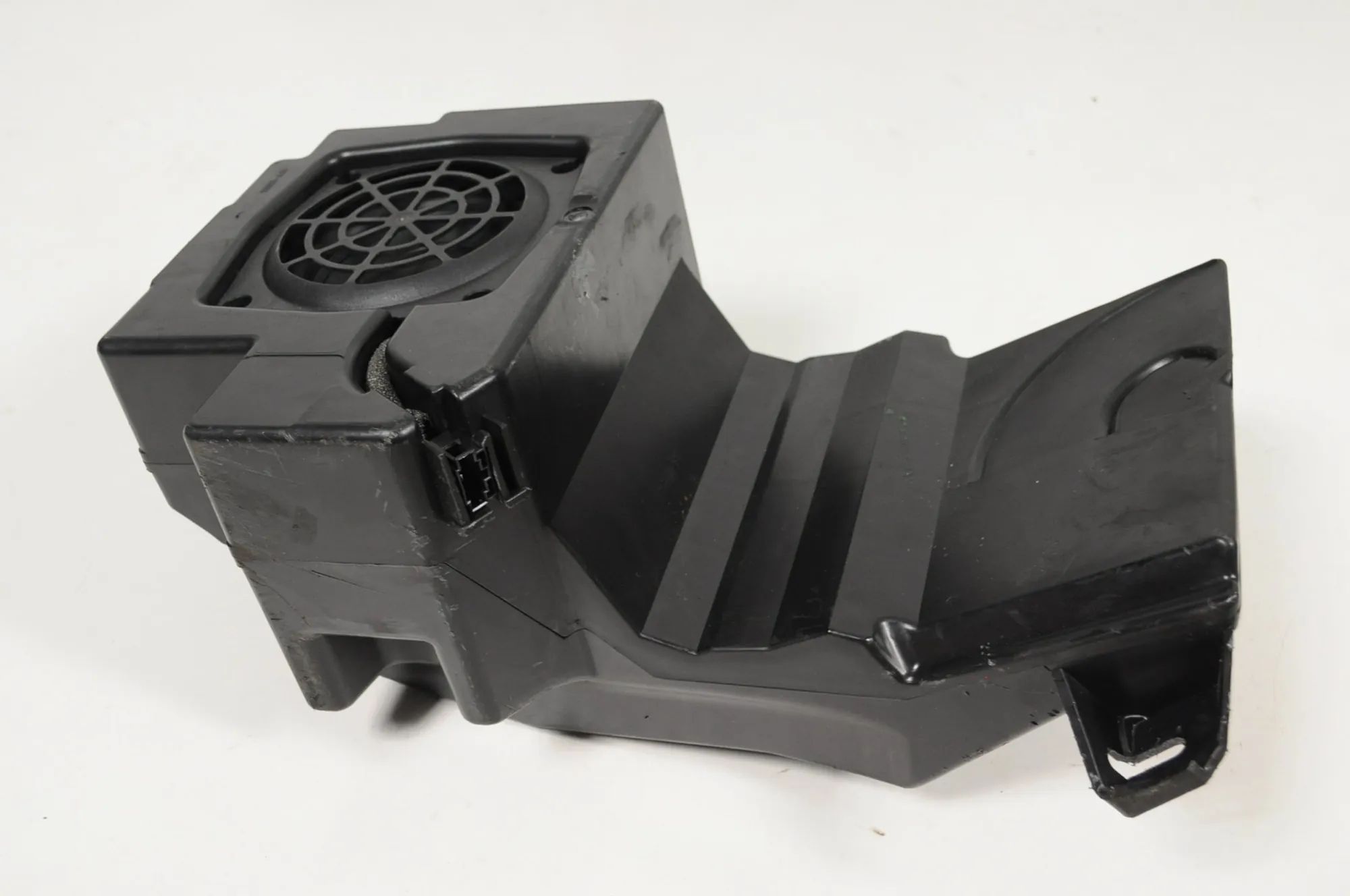 Audi R8 Сабвуфер Subwoofer — AUDI R8 (422, 423) (2007-2015)

Gen...