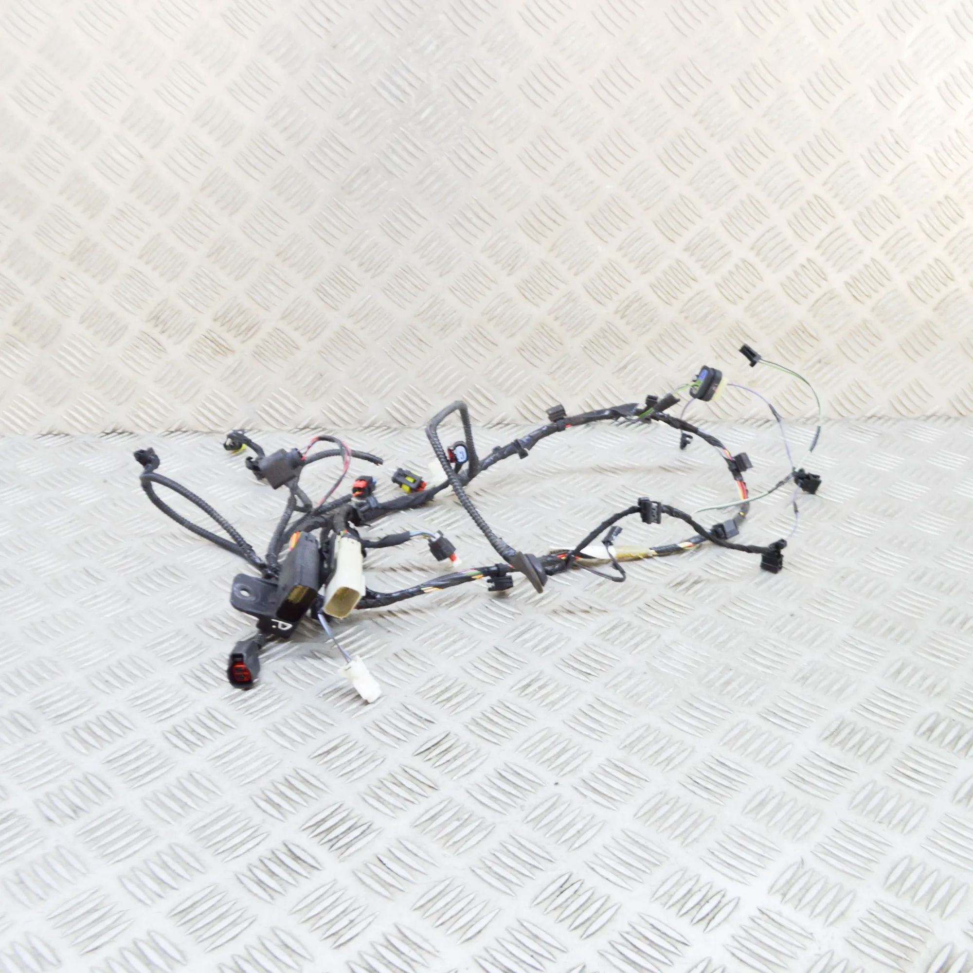 Tesla Model X Wiring harness Wiring harness — TESLA MODEL X (2013-...) — 303...