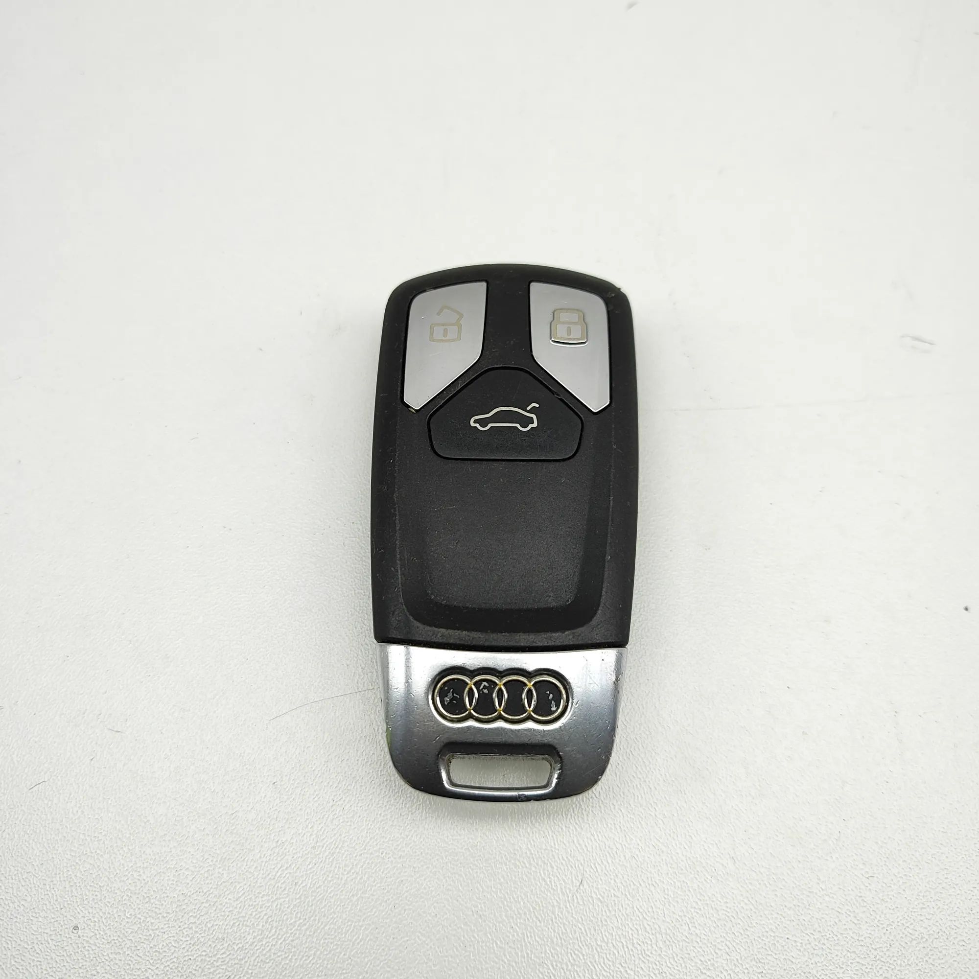 Audi Q5 (FY) Ignition key
