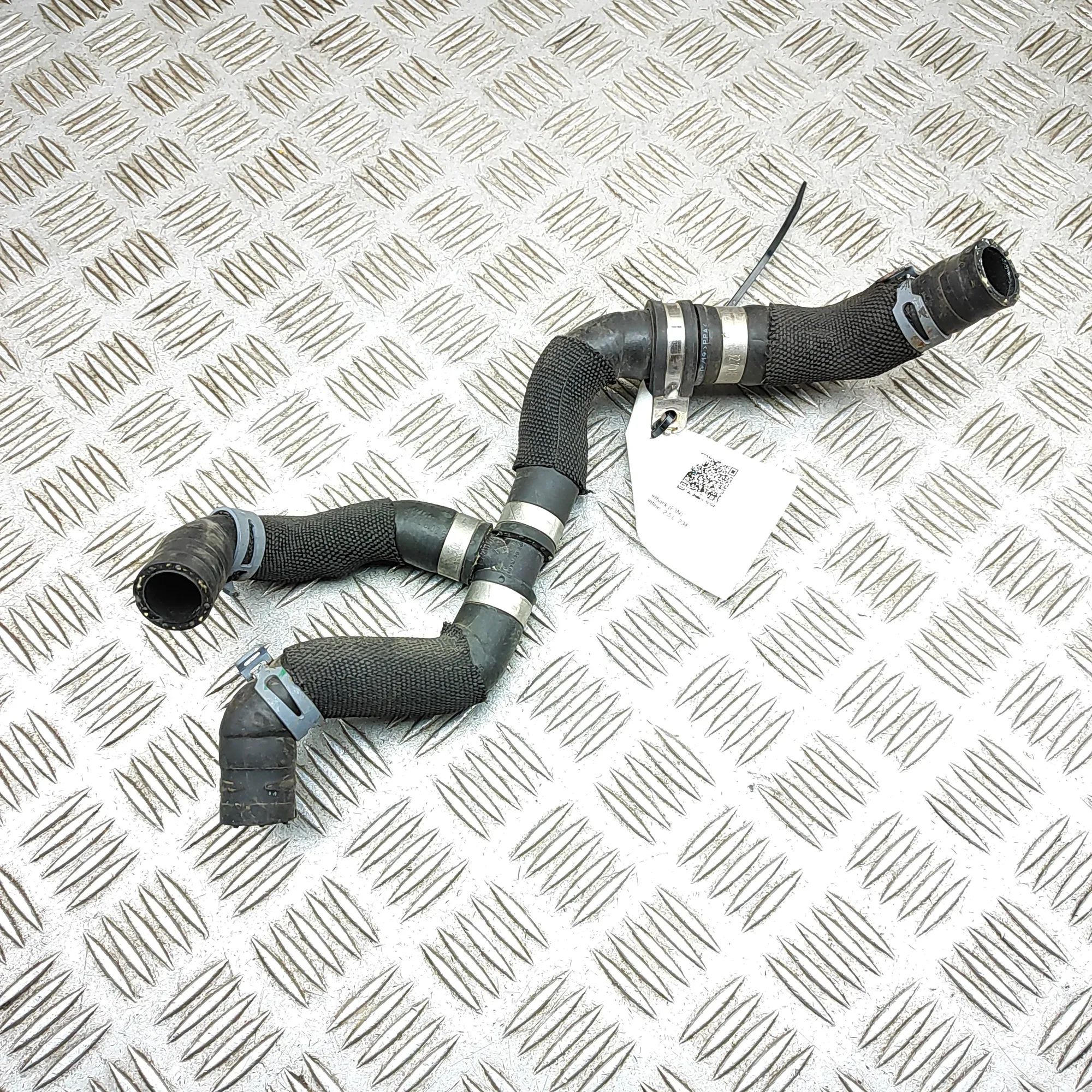 Audi Q3 (F3) Jäähdytysnesteletku Coolant hose — AUDI Q3 (Sportback F3N) (2019-.....