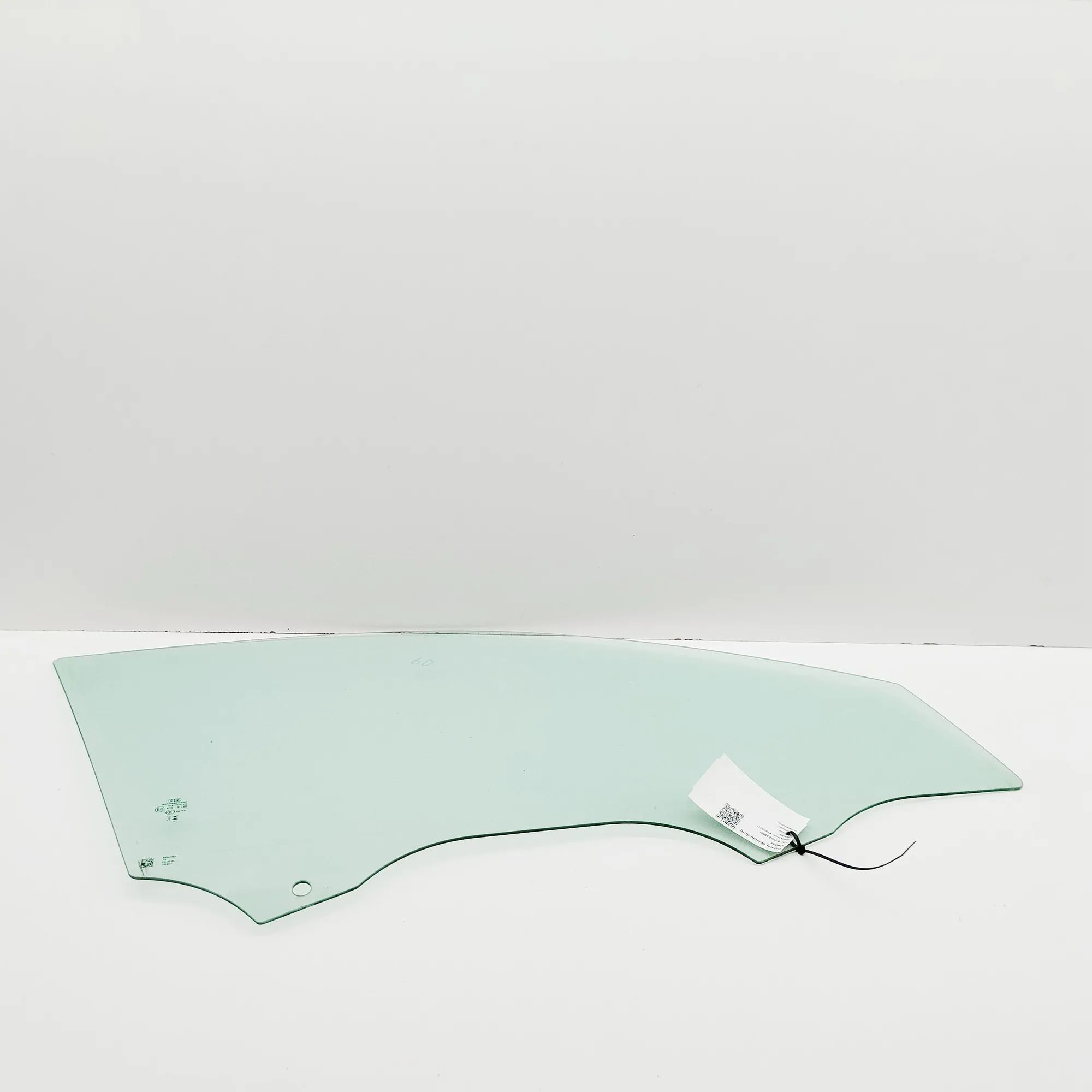 Audi A3 (8Y)  Front Right Door Window