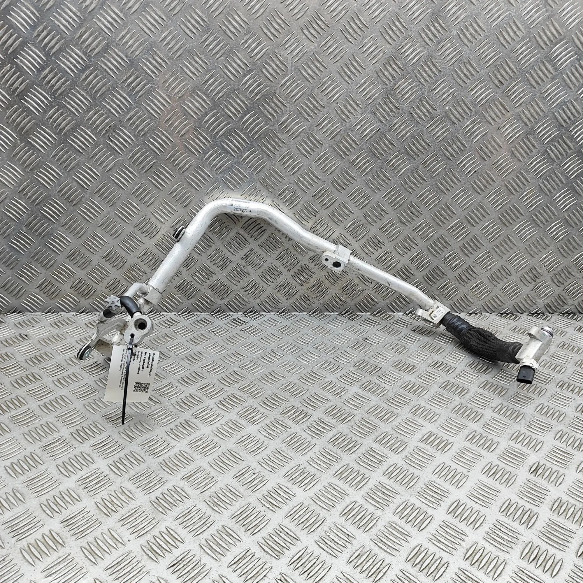 Audi e-tron GT (FW) A/C Air Con Hose Pipe