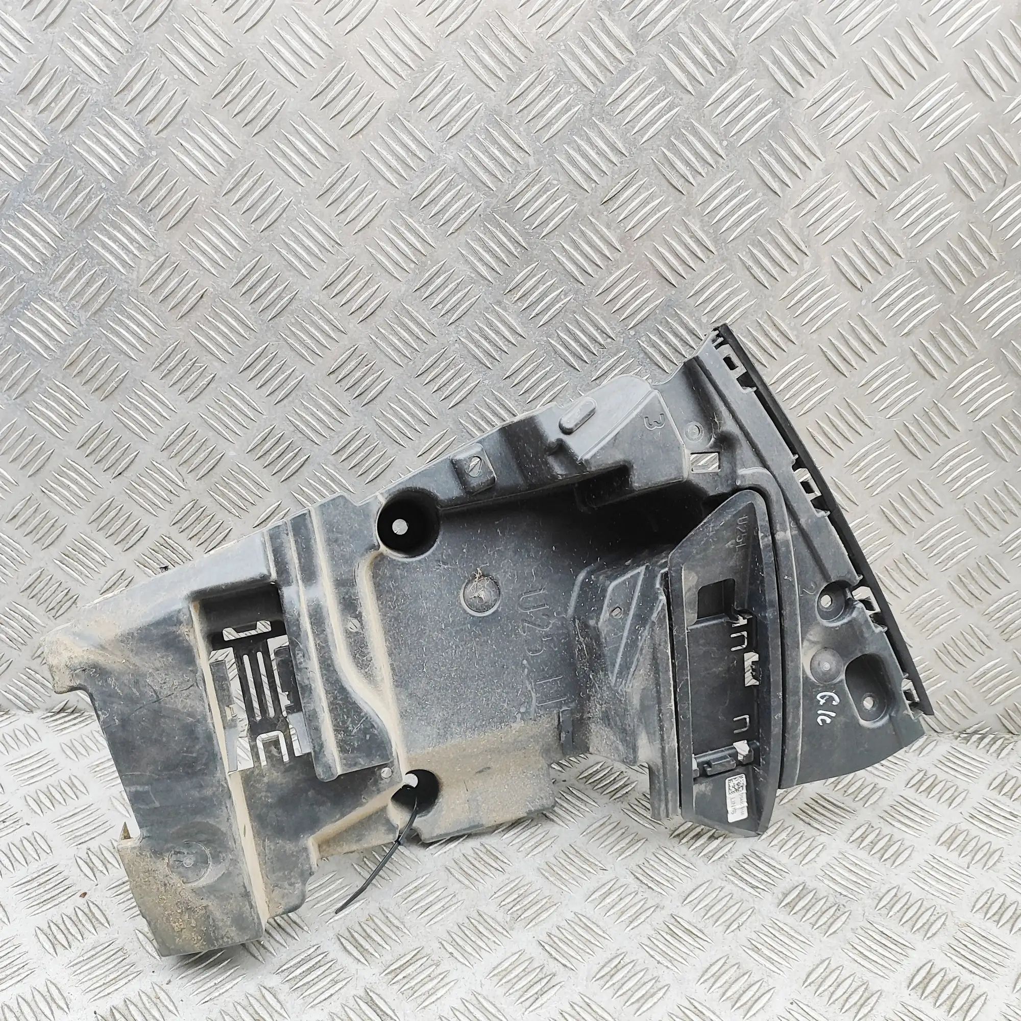 Mini Countryman (U25) Rear Left Bumper Bracket