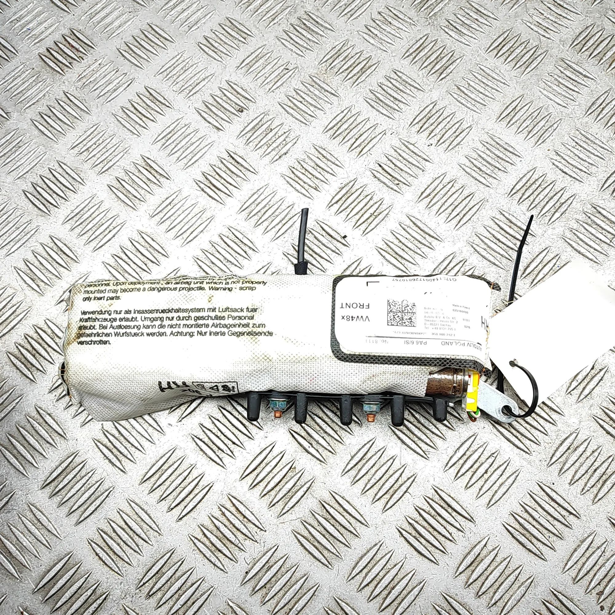 Volkswagen Passat (B8) Seat airbag (SRS) — front right