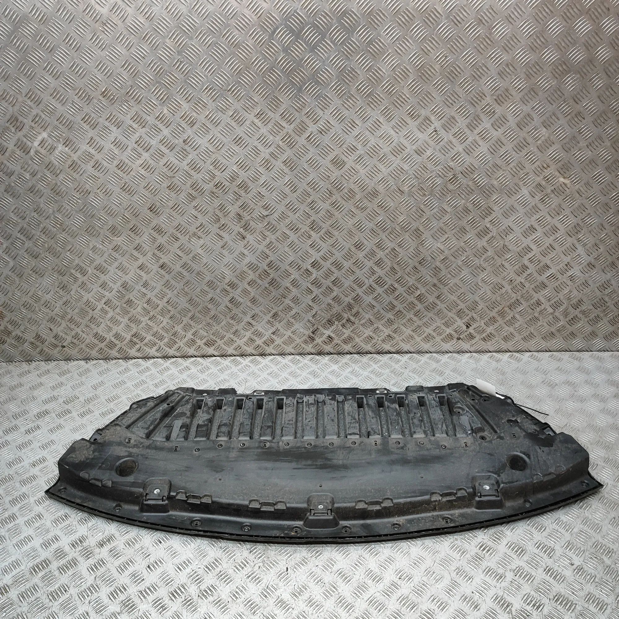 Mercedes-Benz EQC (N293) Engine cover