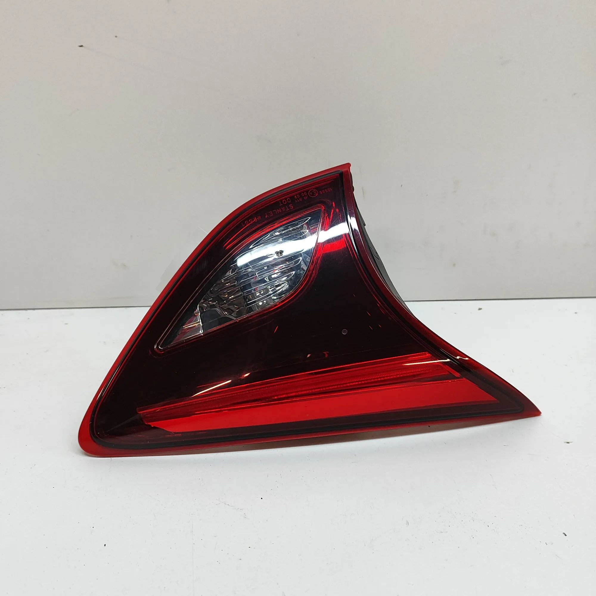 Mazda 5 (CW) Left Side Tailgate Tail Light