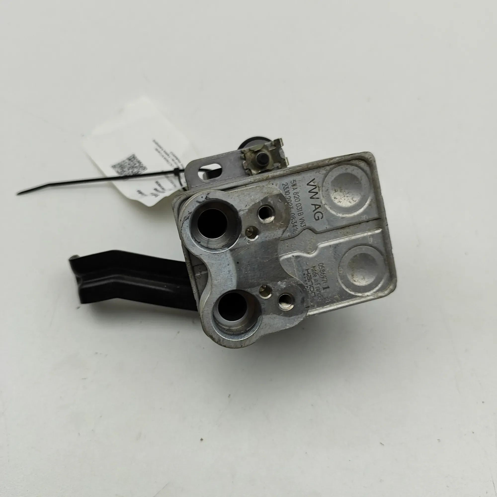 Skoda Octavia Battery Cooling Radiator Battery Cooling Radiator — SKODA OCTAVIA (IV Co...