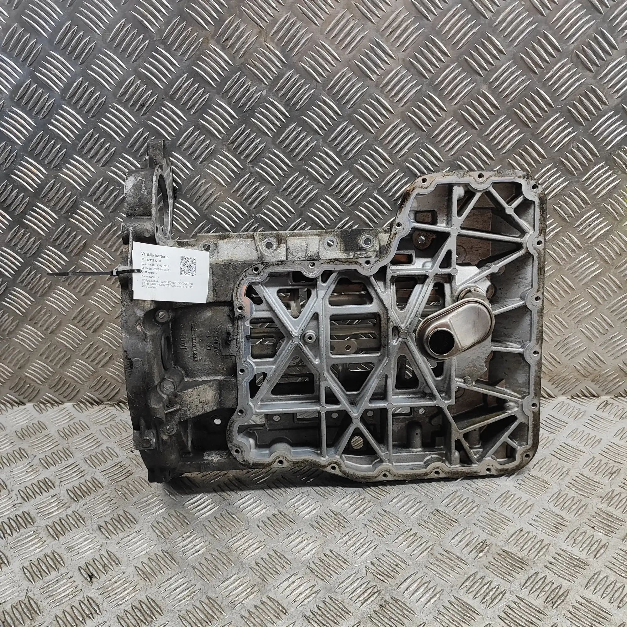 Land Rover Discovery Engine Oil Pan Engine Oil Pan — LAND ROVER DISCOVERY (III L319...