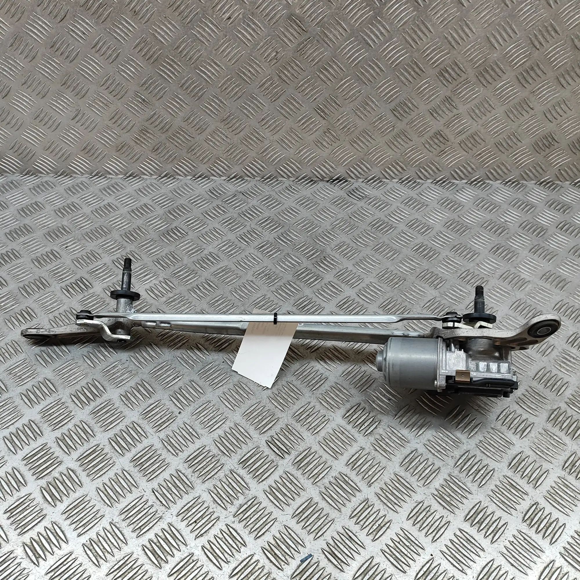 Honda CR-V Front Windshield Wiper Mechanism Front Windshield Wiper Mechanism — HONDA CR-V (...