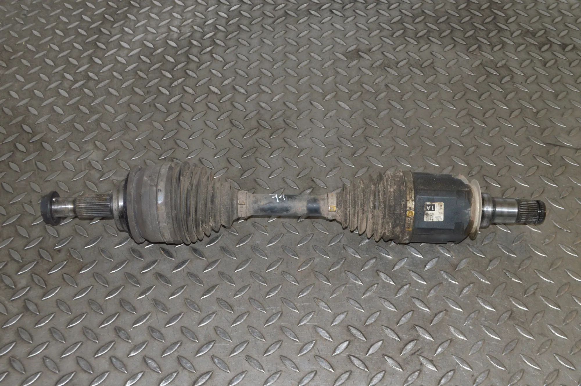 Toyota Land Cruiser 150 Front Left Driveshaft Front Left Driveshaft — TOYOTA LAND CRUISER (_J...