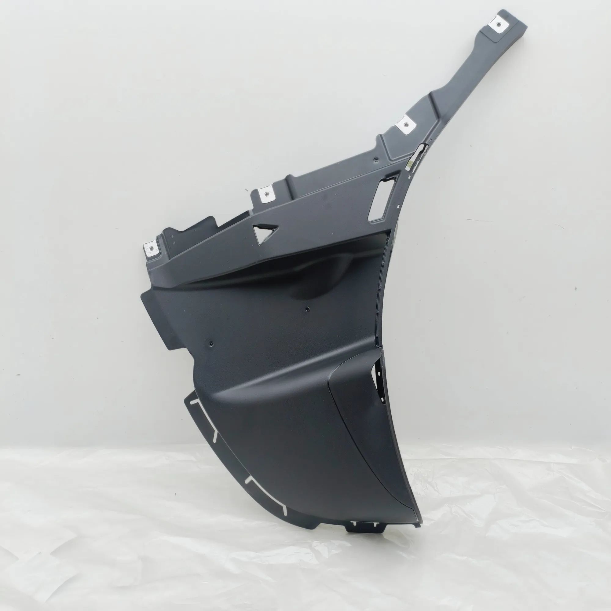 Porsche Cayenne Underbody cover — right